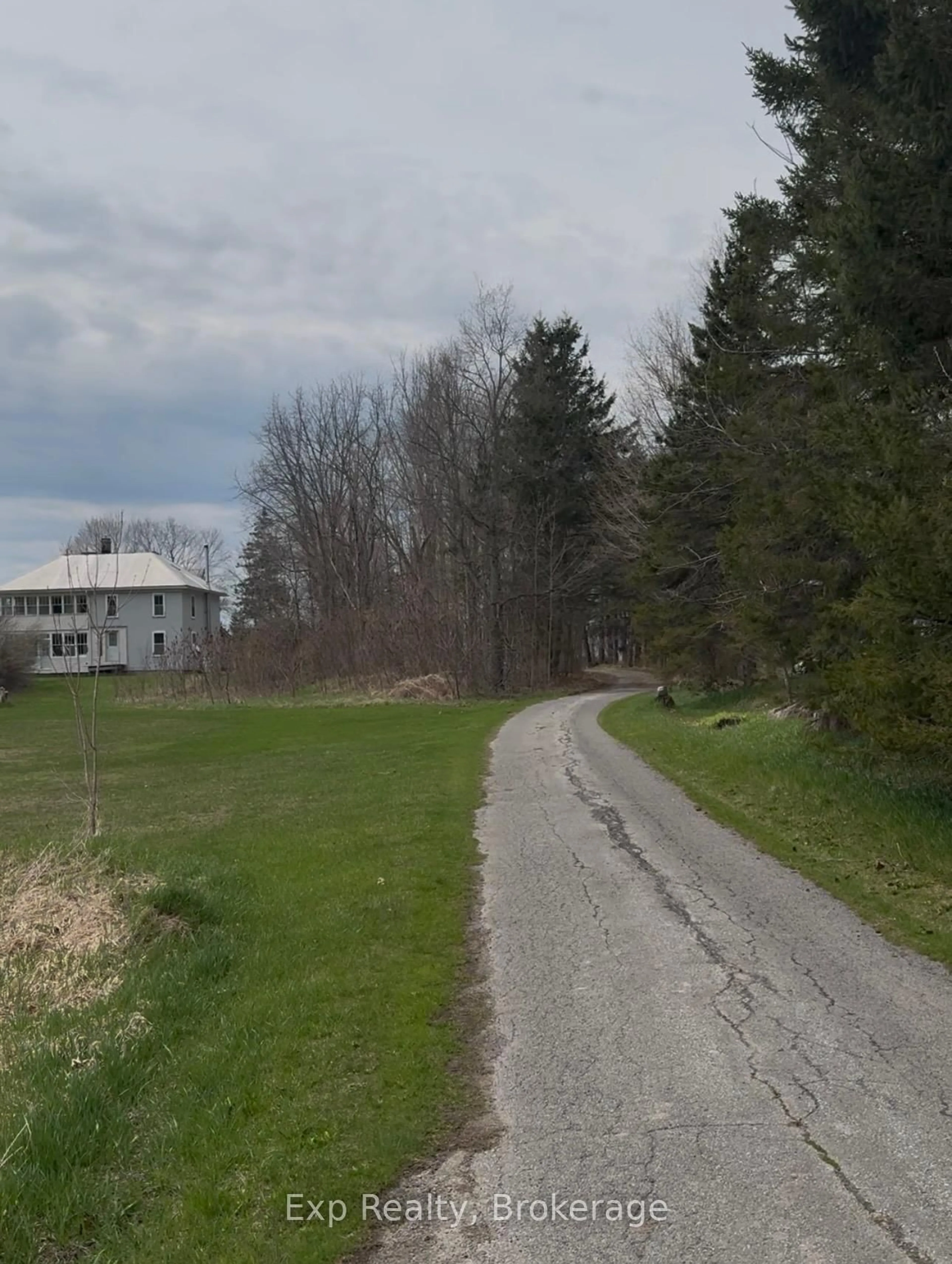 Unknown for 3148 County Road 32 Highway, Leeds and the Thousand Islands Ontario K0H 2N0