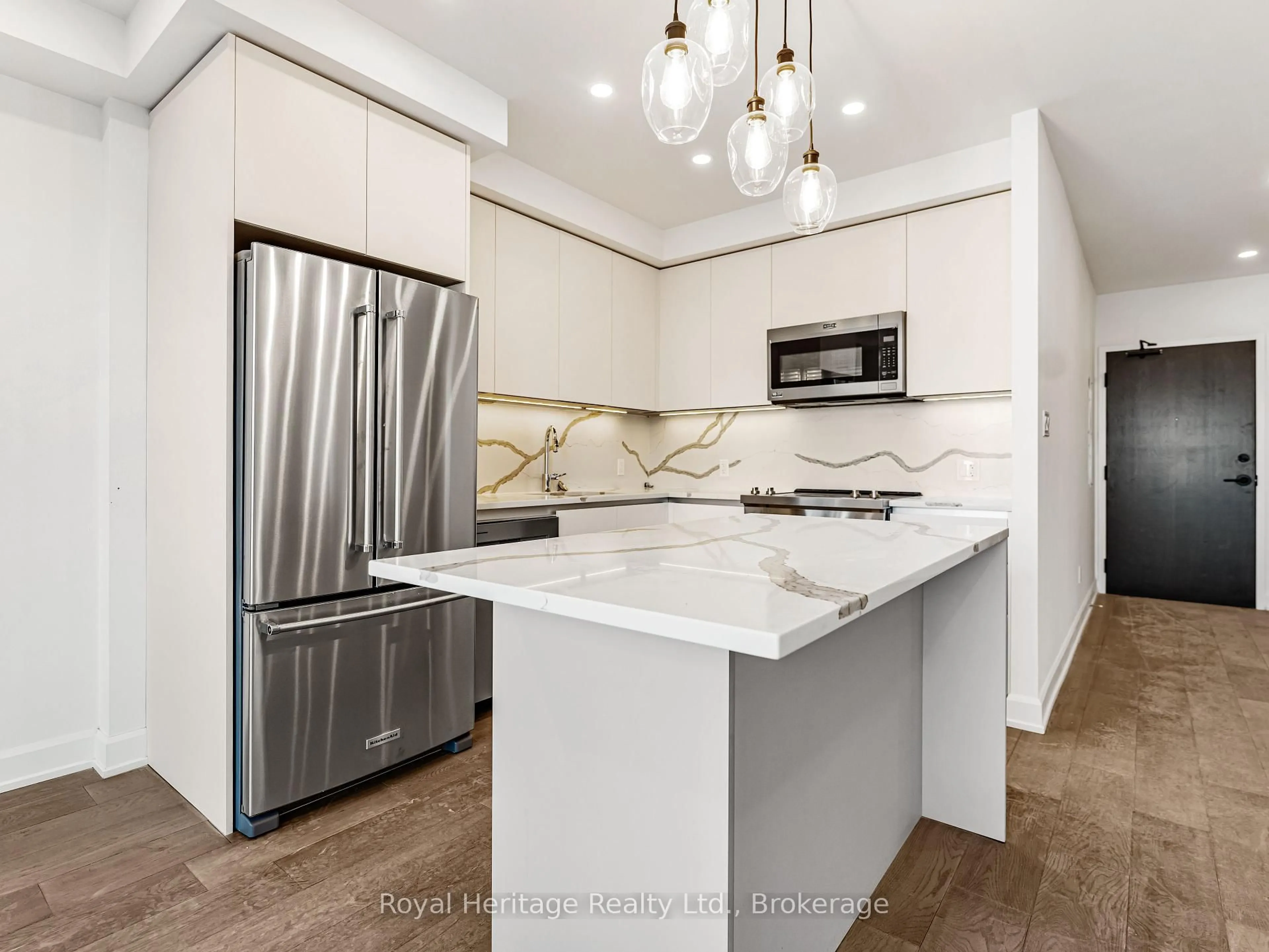 Open concept kitchen, ceramic/tile floor for 195 Hunter St #508, Peterborough East Ontario K9H 1G9