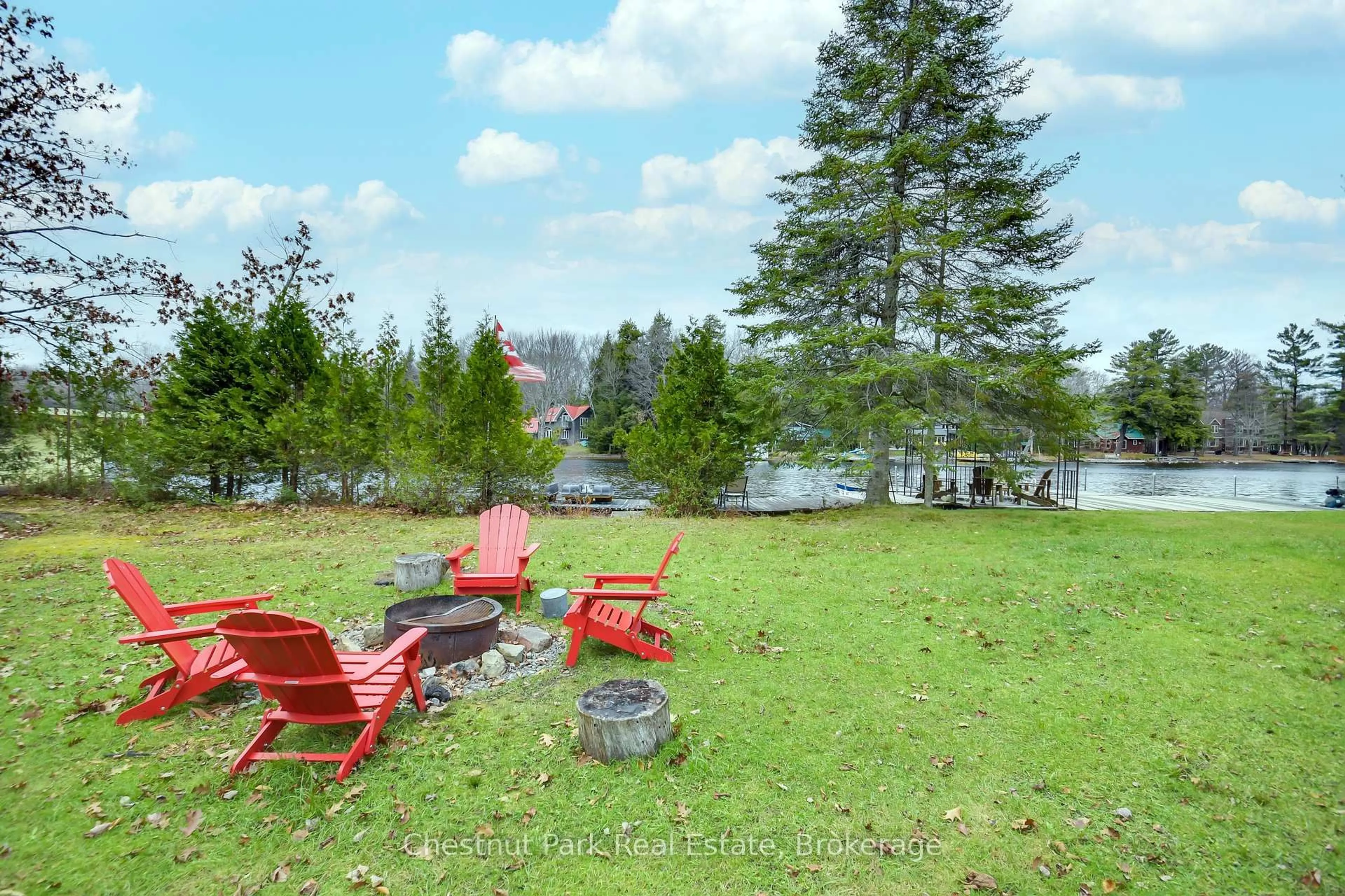 Patio, water/lake/river/ocean view for 30 MCVITTIE ISLAND N/A, Bracebridge Ontario P1L 1W4