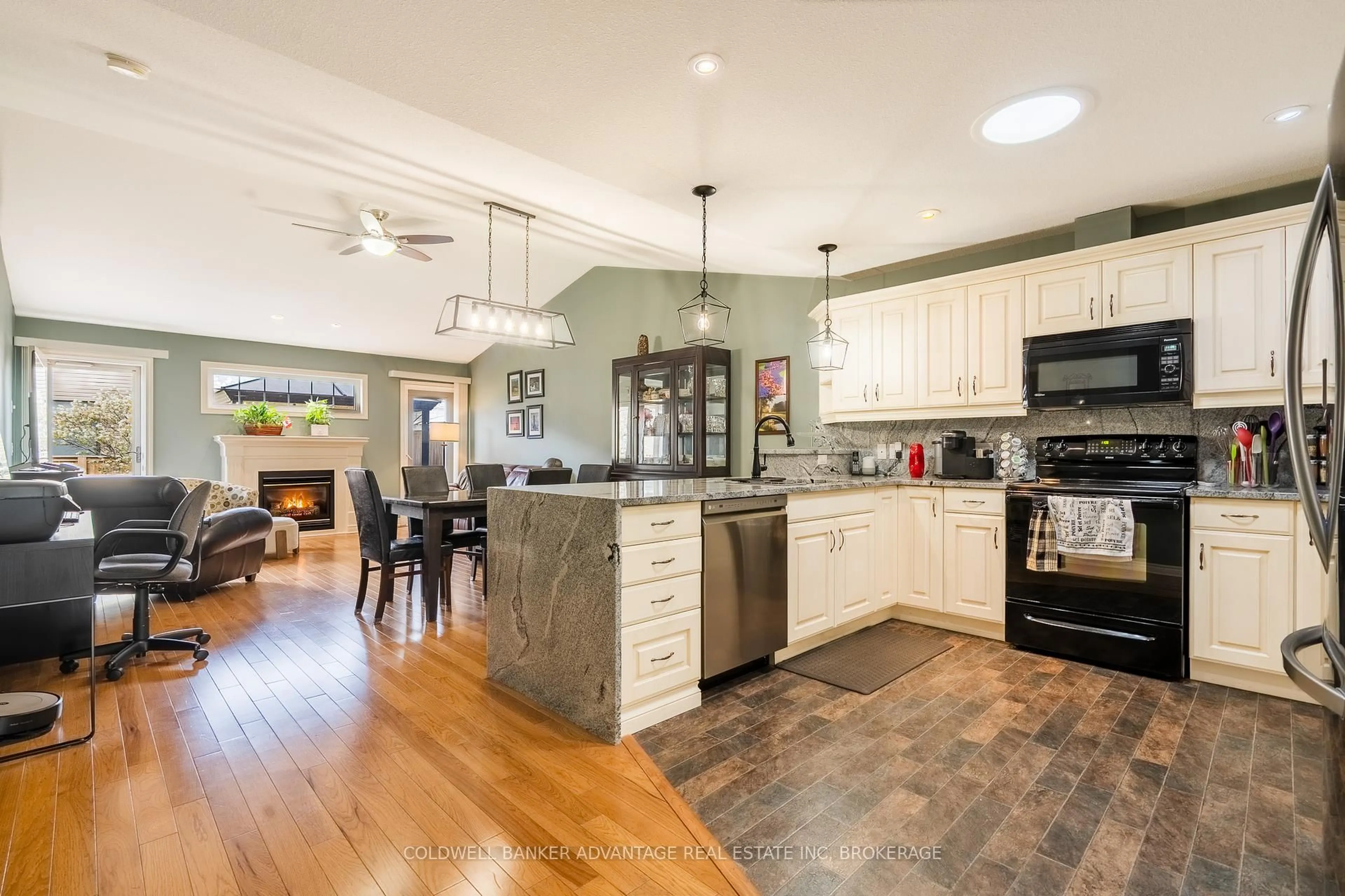 Open concept kitchen, unknown for 603 Welland Ave #15, St. Catharines Ontario L2M 0A6