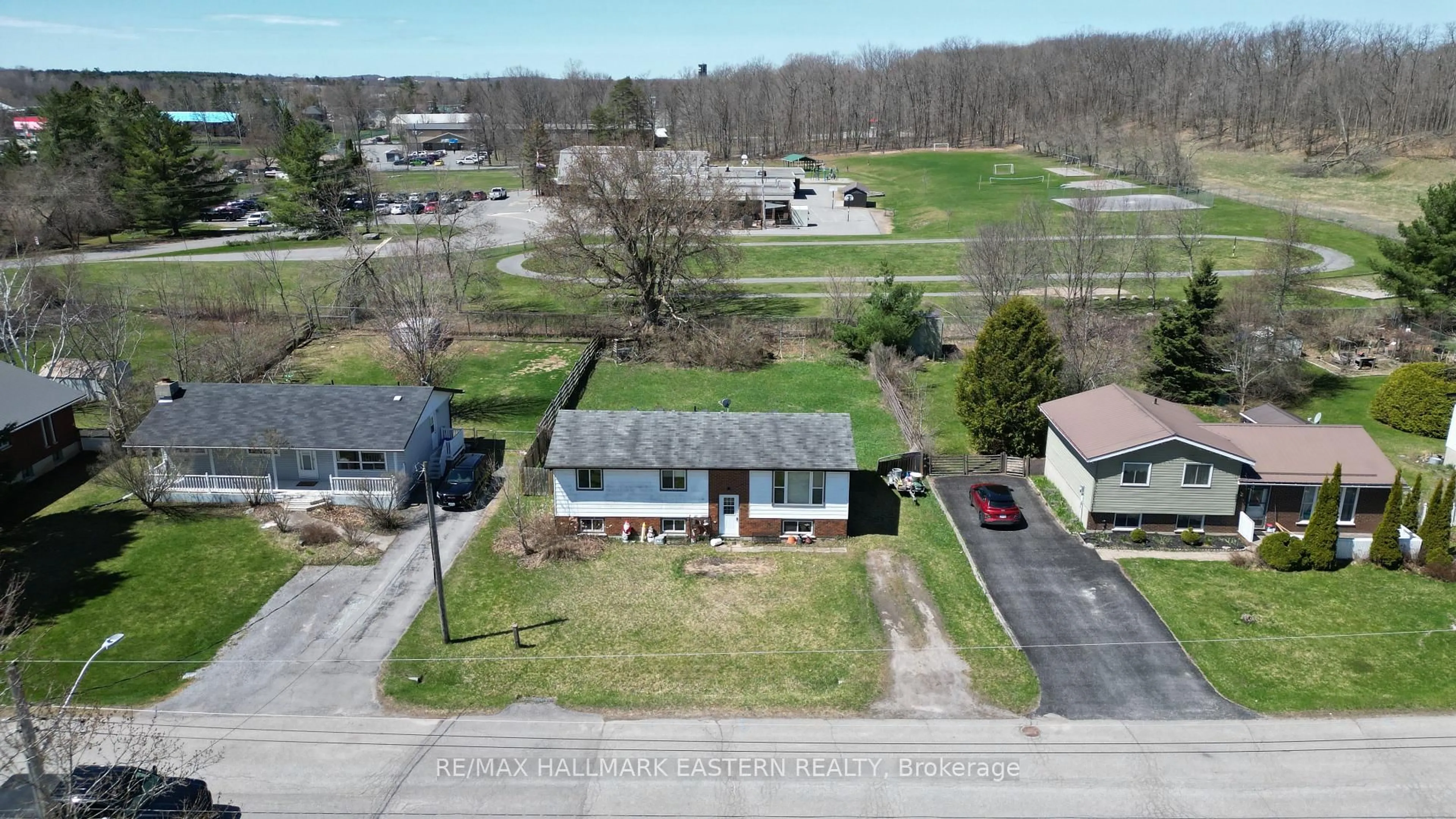 A pic from outside/outdoor area/front of a property/back of a property/a pic from drone, street for 25 William St, Havelock-Belmont-Methuen Ontario K0L 1Z0