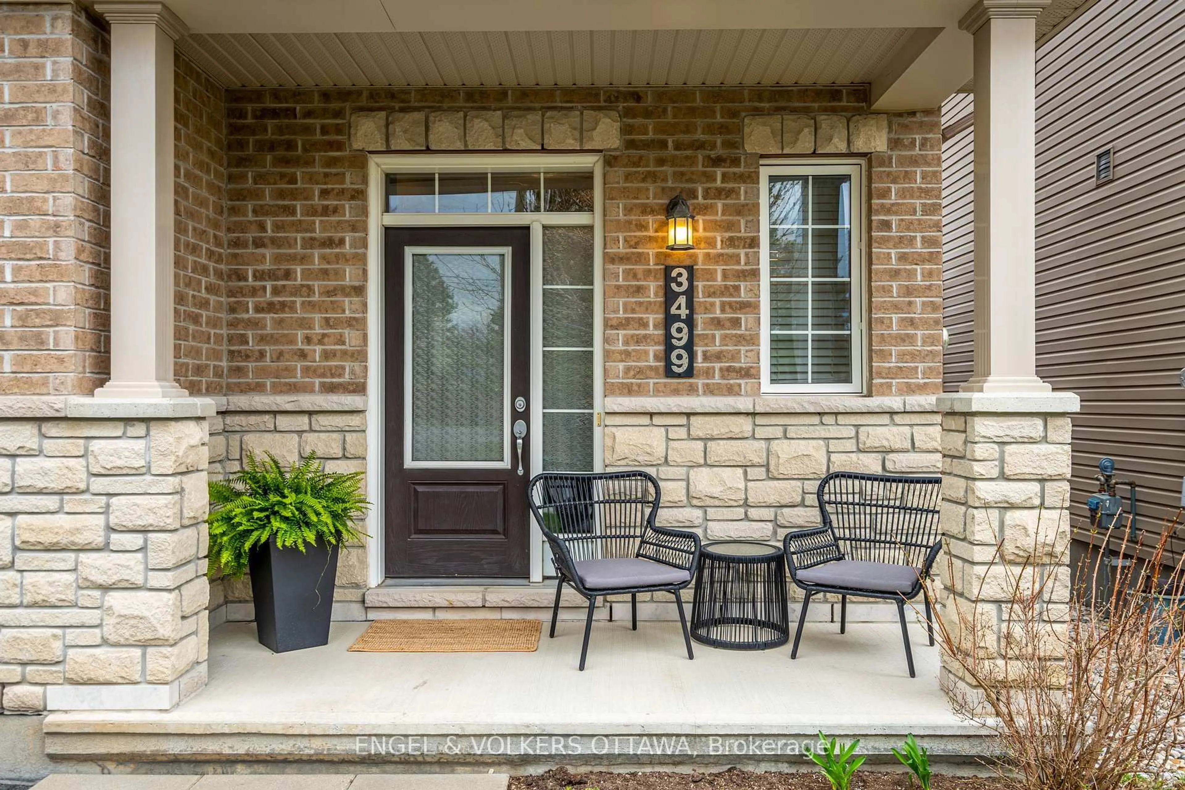 Home with brick exterior material, street for 3499 Woodroffe Ave, Ottawa Ontario K2G 7A6