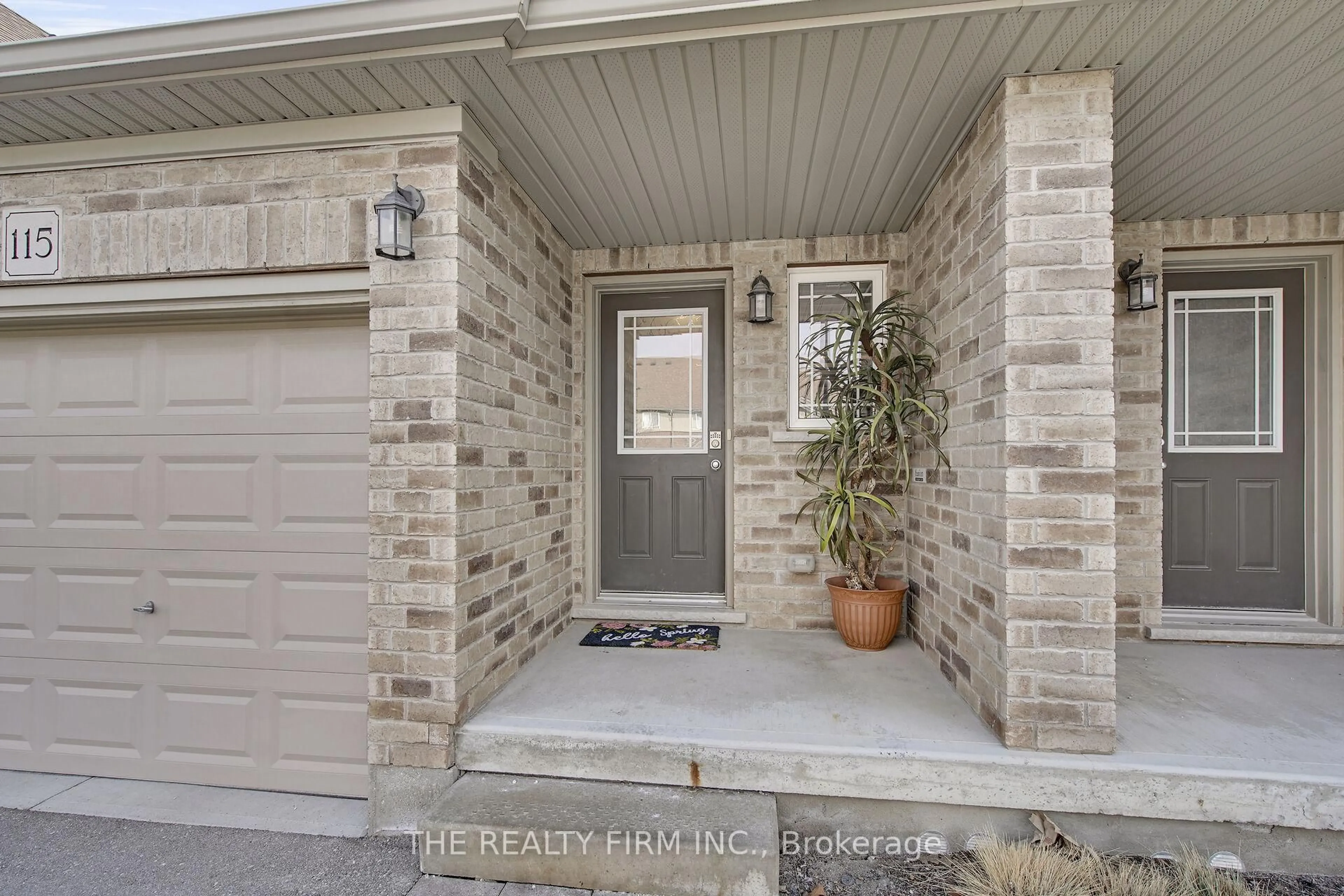 Indoor entryway for 1220 Riverbend Rd #115, London South Ontario N6K 0G5