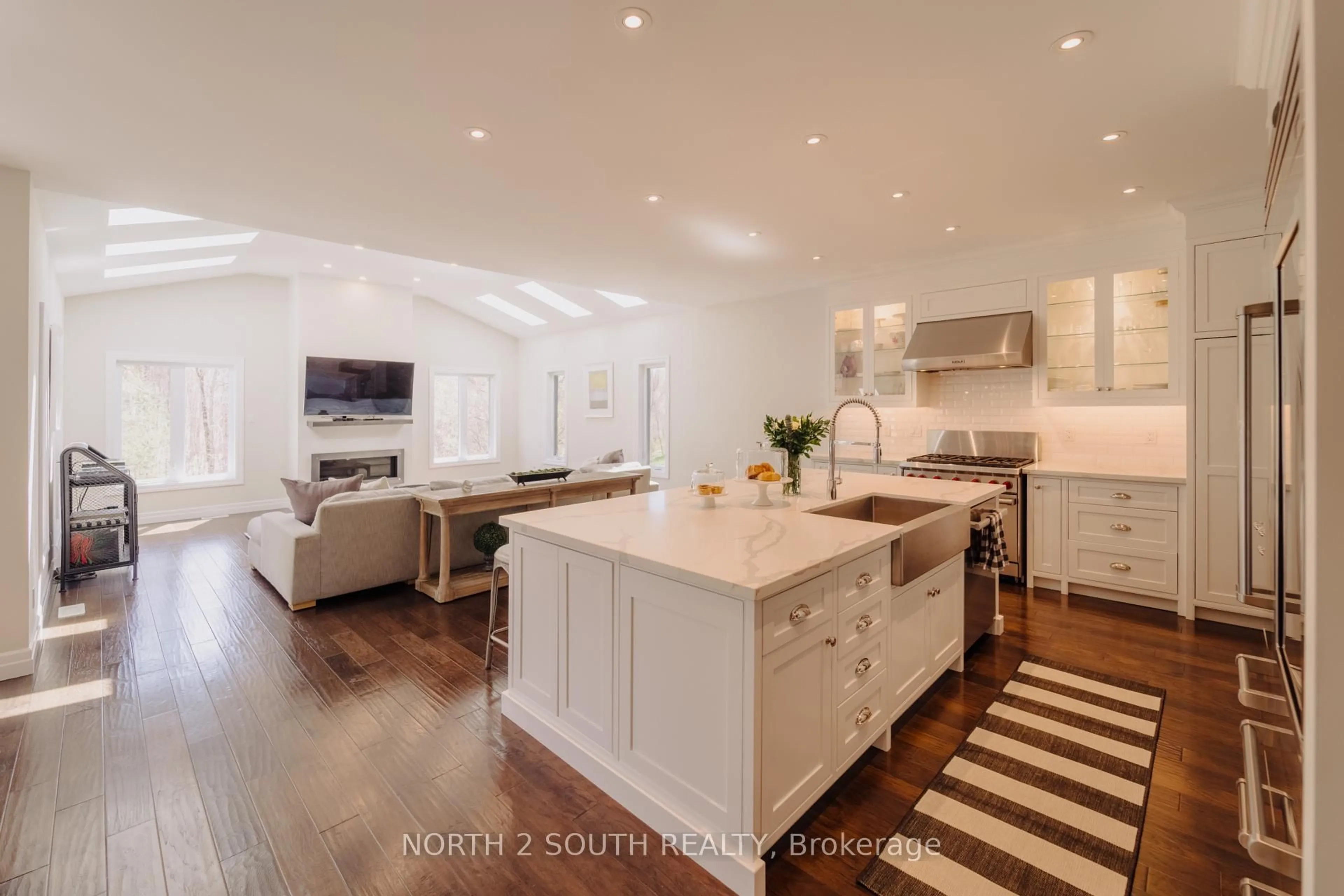 Open concept kitchen, unknown for 151 Thomas St, Stratford Ontario N5A 0E8
