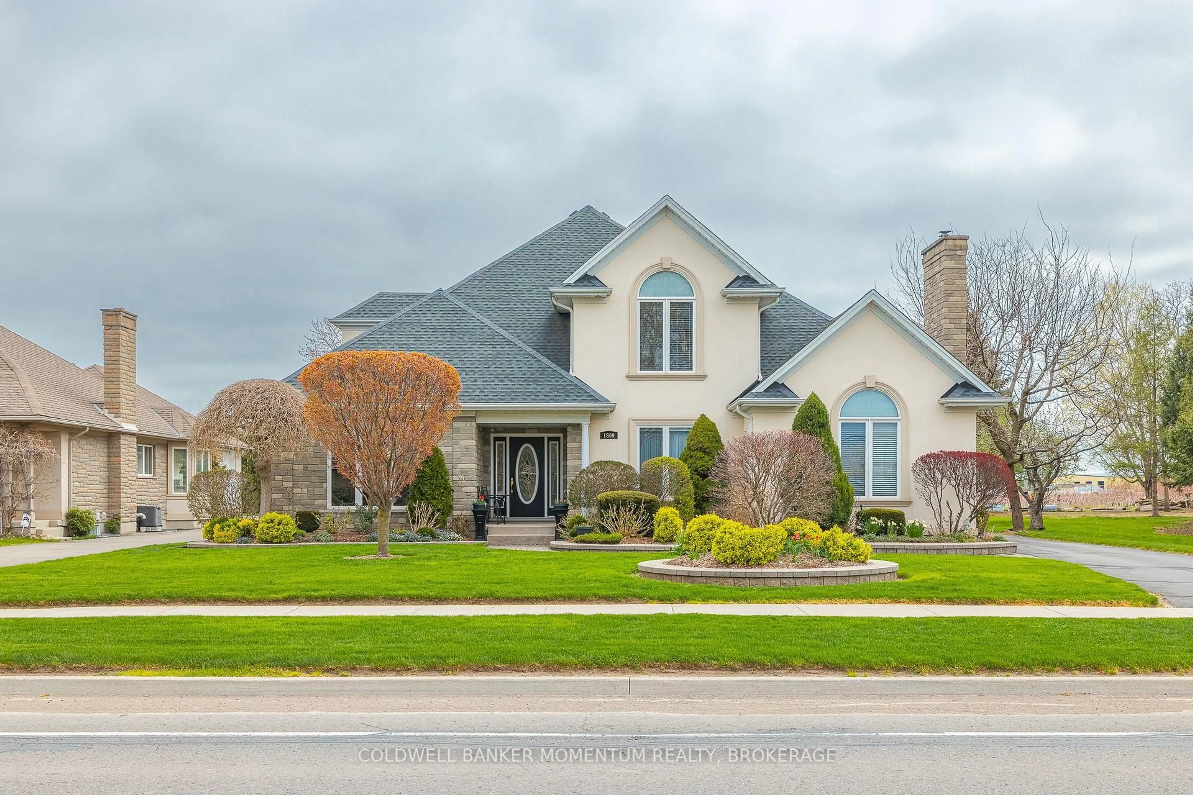 Home with brick exterior material, street for 1809 FOUR MILE CREEK Rd, Niagara-on-the-Lake Ontario L0S 1J0
