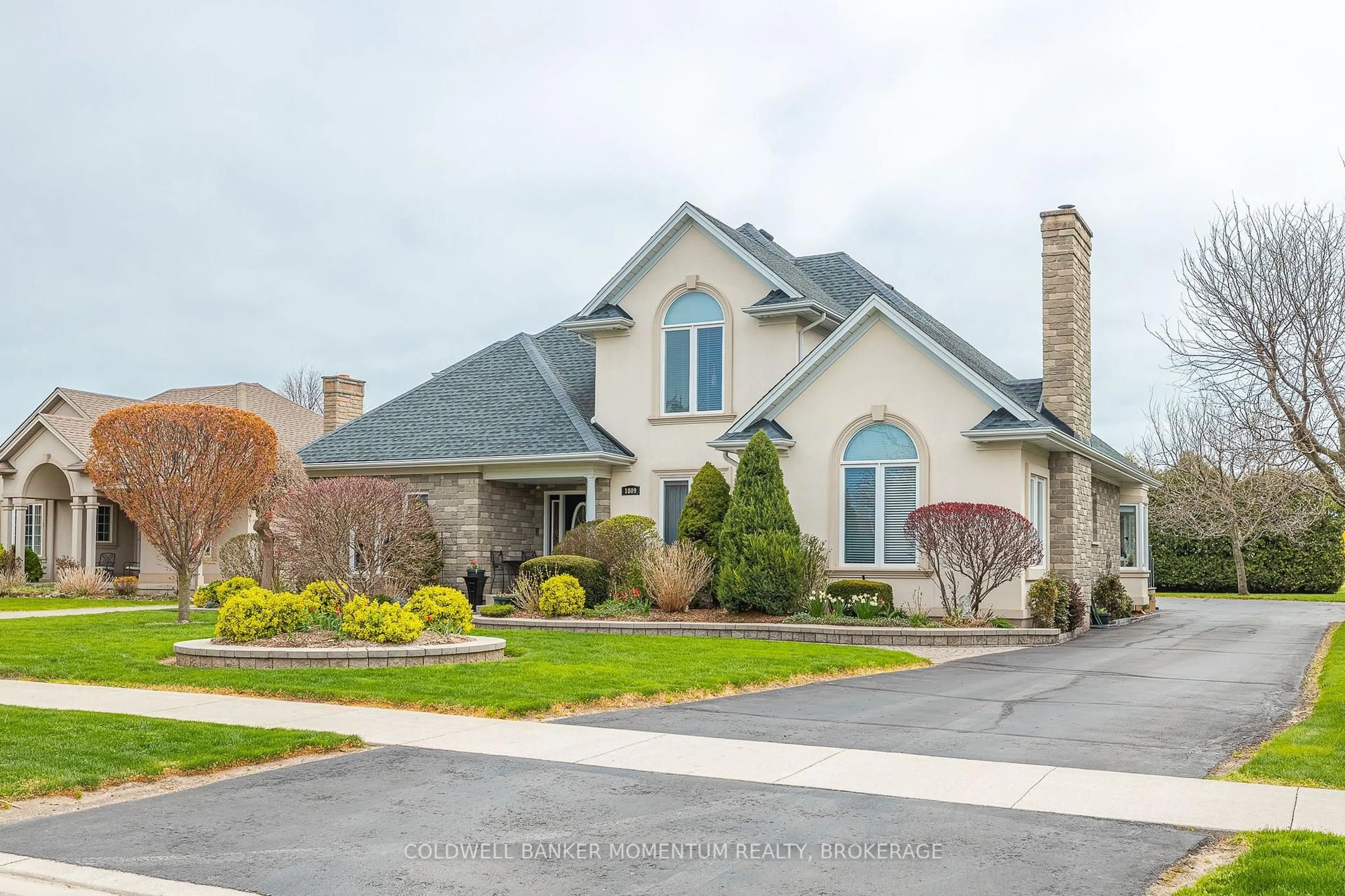 Home with brick exterior material, street for 1809 FOUR MILE CREEK Rd, Niagara-on-the-Lake Ontario L0S 1J0