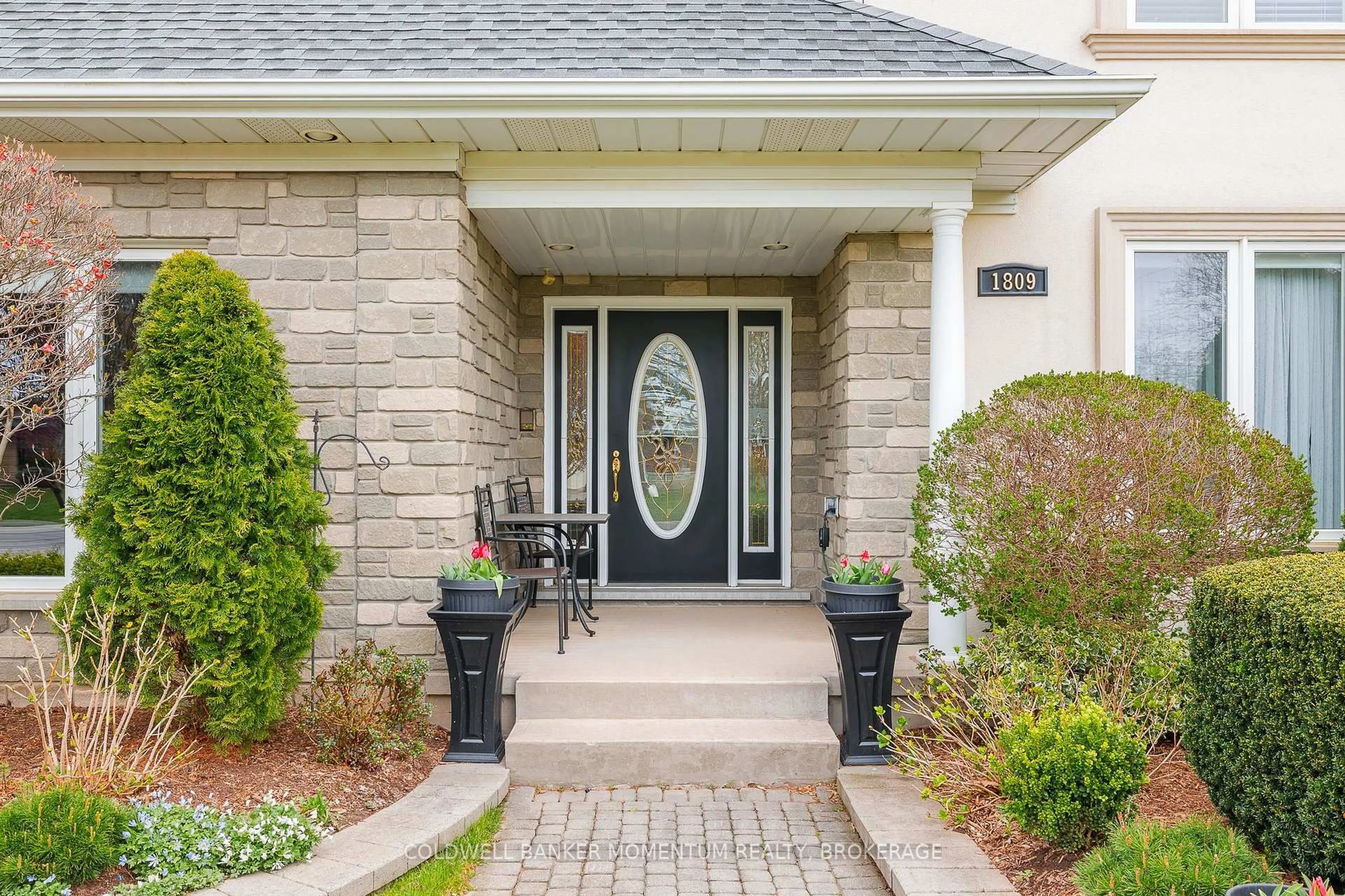 Indoor entryway for 1809 FOUR MILE CREEK Rd, Niagara-on-the-Lake Ontario L0S 1J0