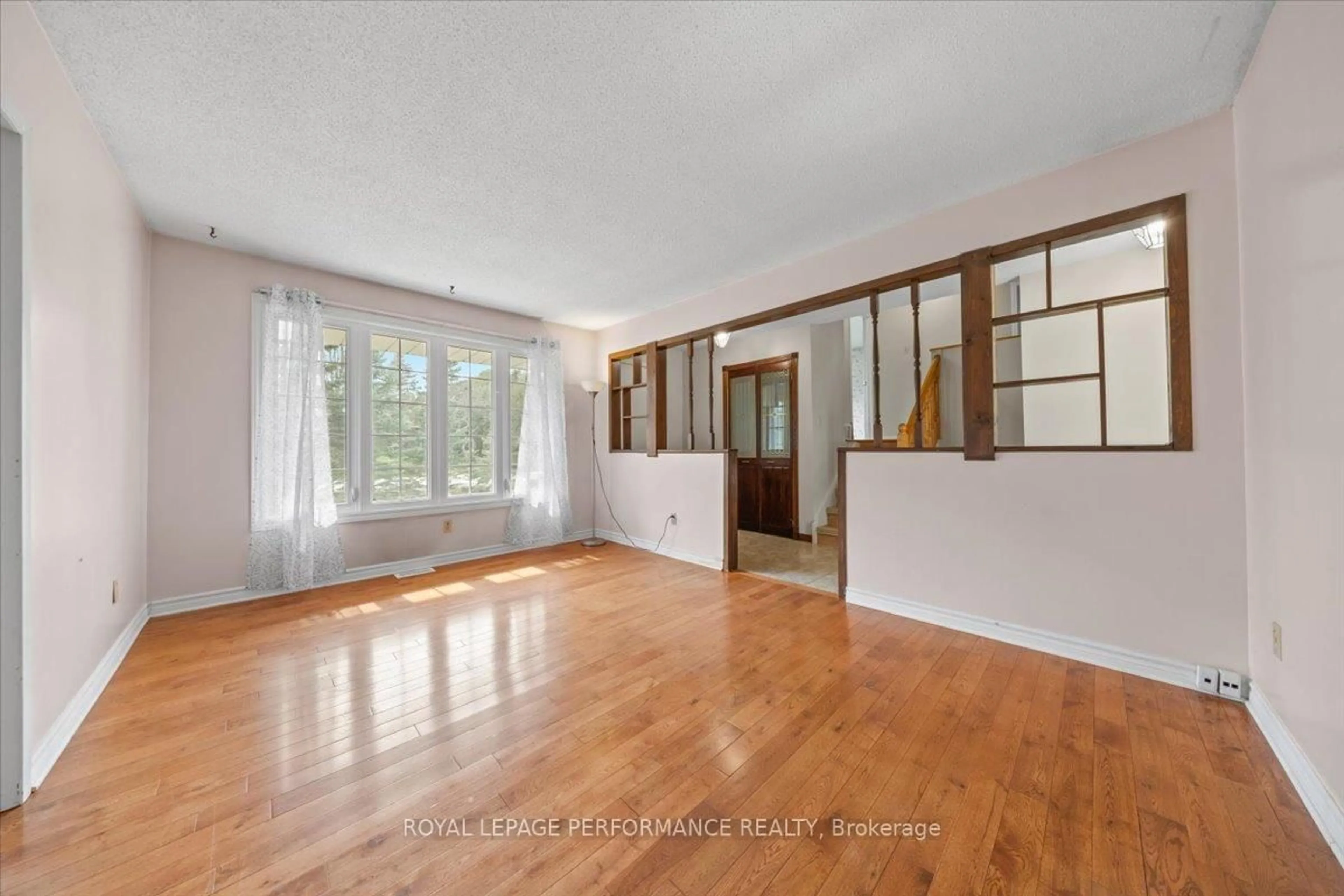 Unknown for 1061 Manotick Station Rd, Ottawa Ontario K4M 1B2