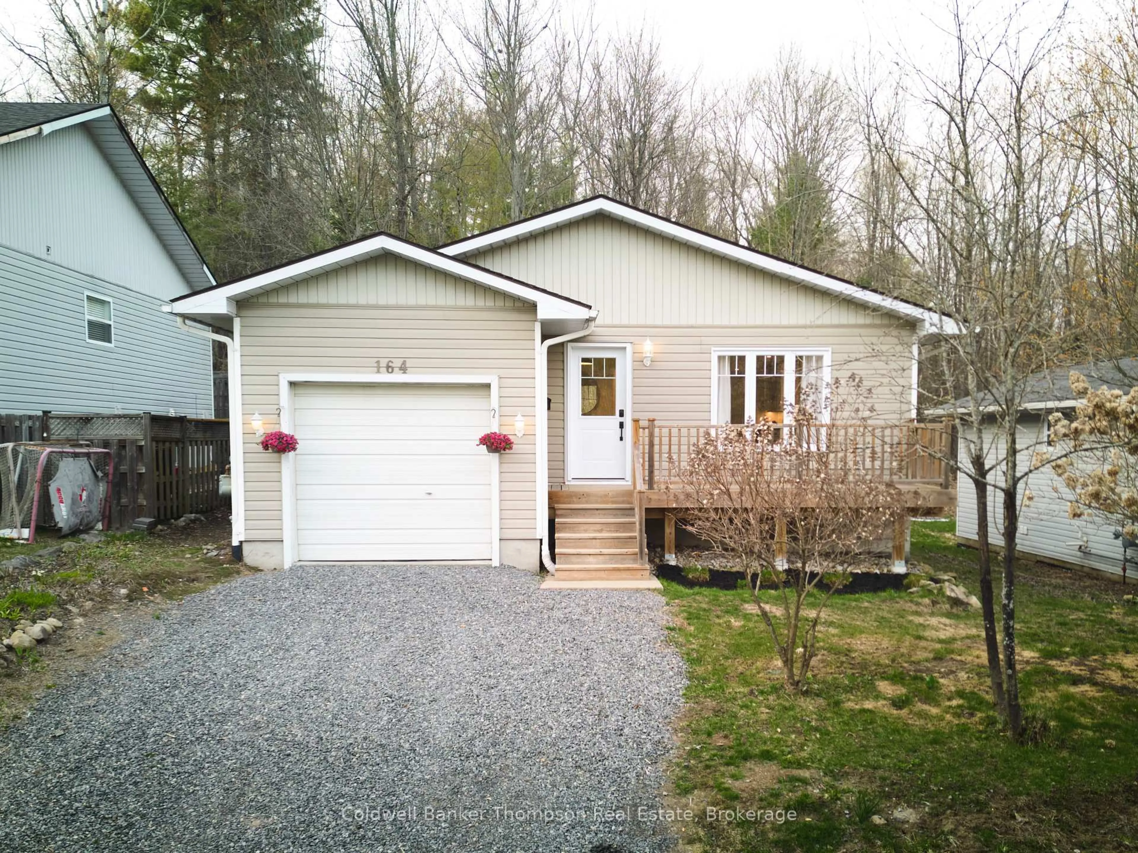 Shed for 164 Earls Rd, Huntsville Ontario P1H 1C7