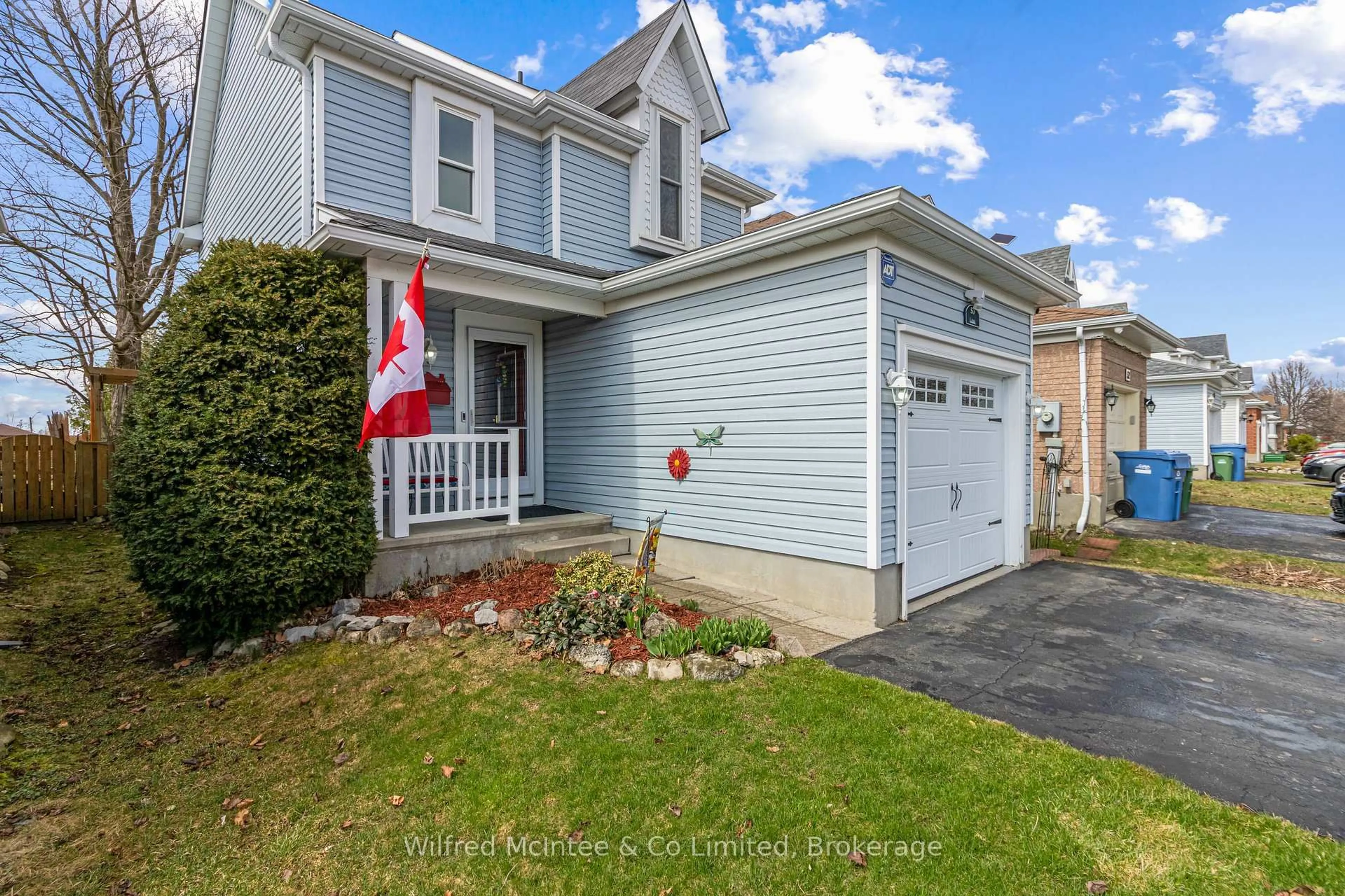 Home with vinyl exterior material, street for 50 Starview Cres, Guelph Ontario N1E 6Z8