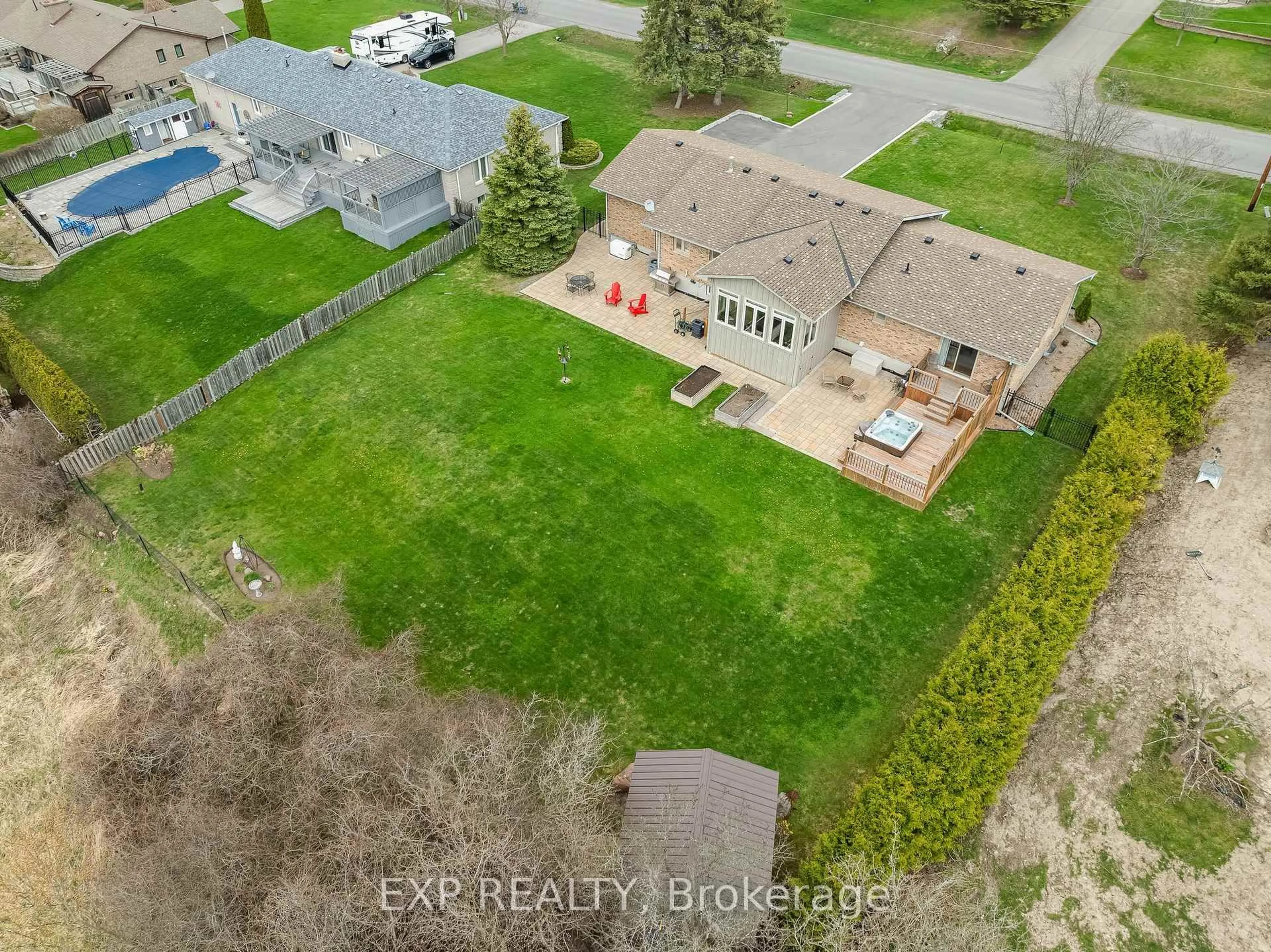 A pic from outside/outdoor area/front of a property/back of a property/a pic from drone, water/lake/river/ocean view for 24 Stoneridge Rd, Hamilton Township Ontario K9A 0Y4