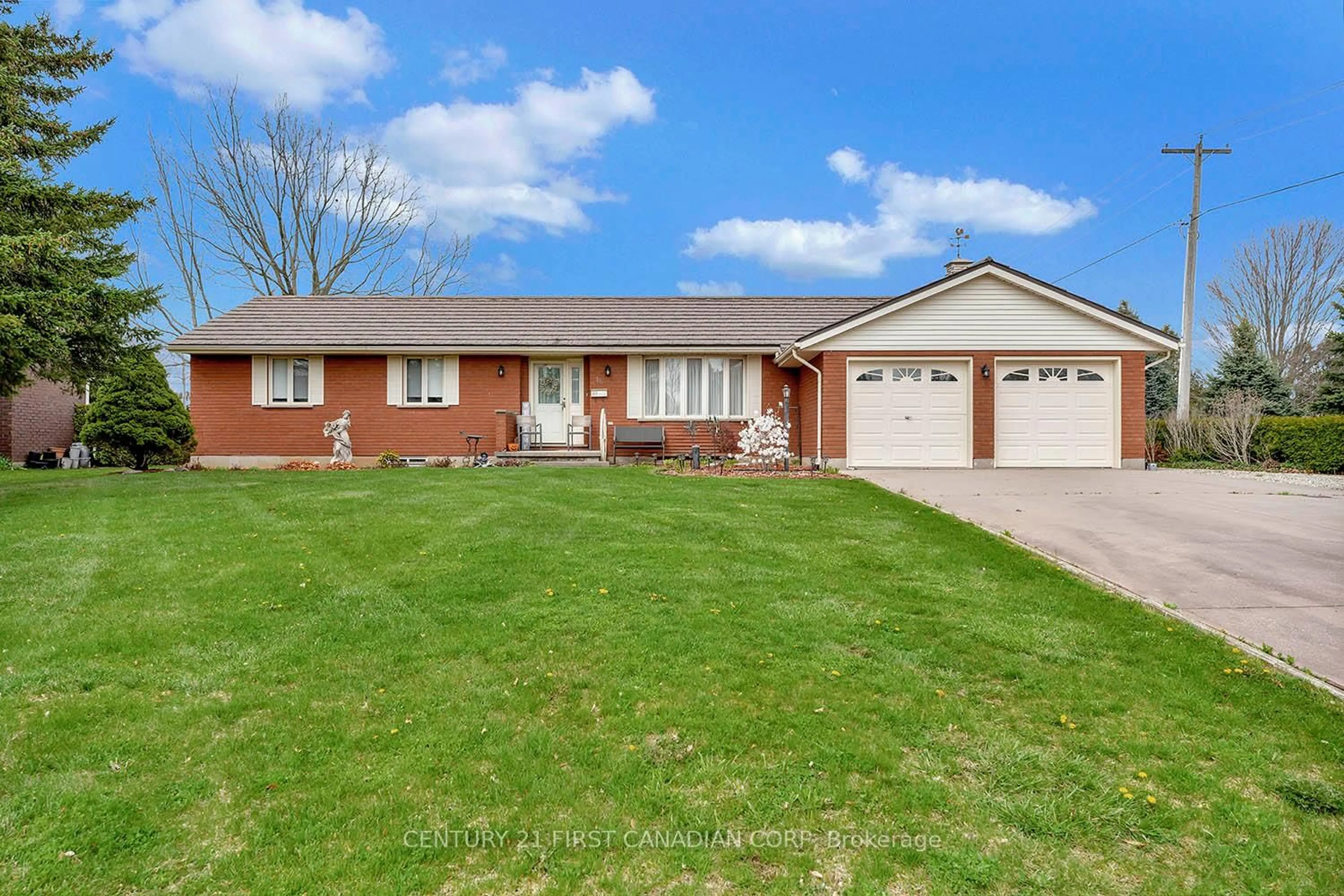 Home with brick exterior material, street for 16 Broadview Dr, Brant Ontario N0E 1A0