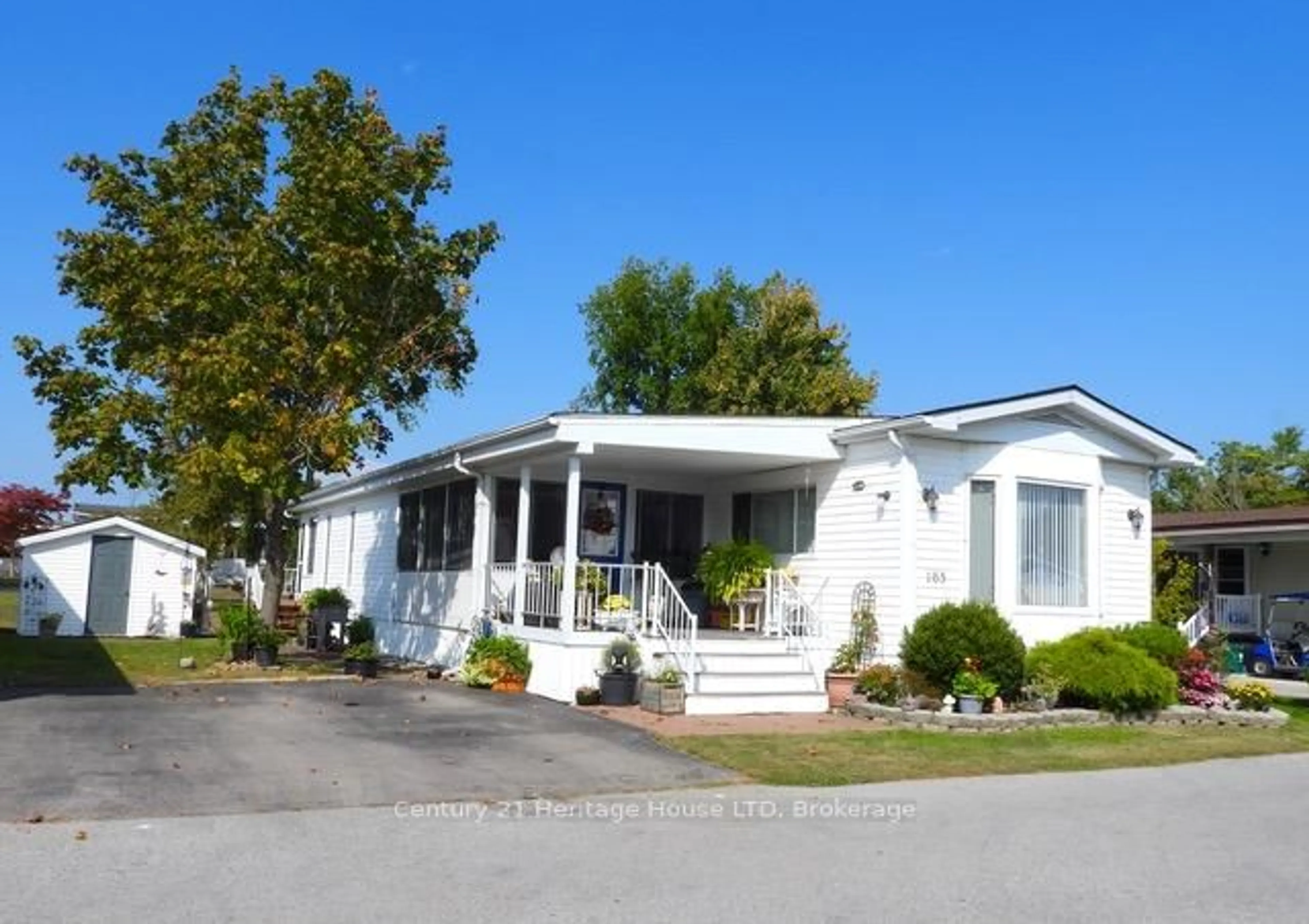 Home with vinyl exterior material, street for 3033 Townline Rd #165, Fort Erie Ontario L0S 1S1
