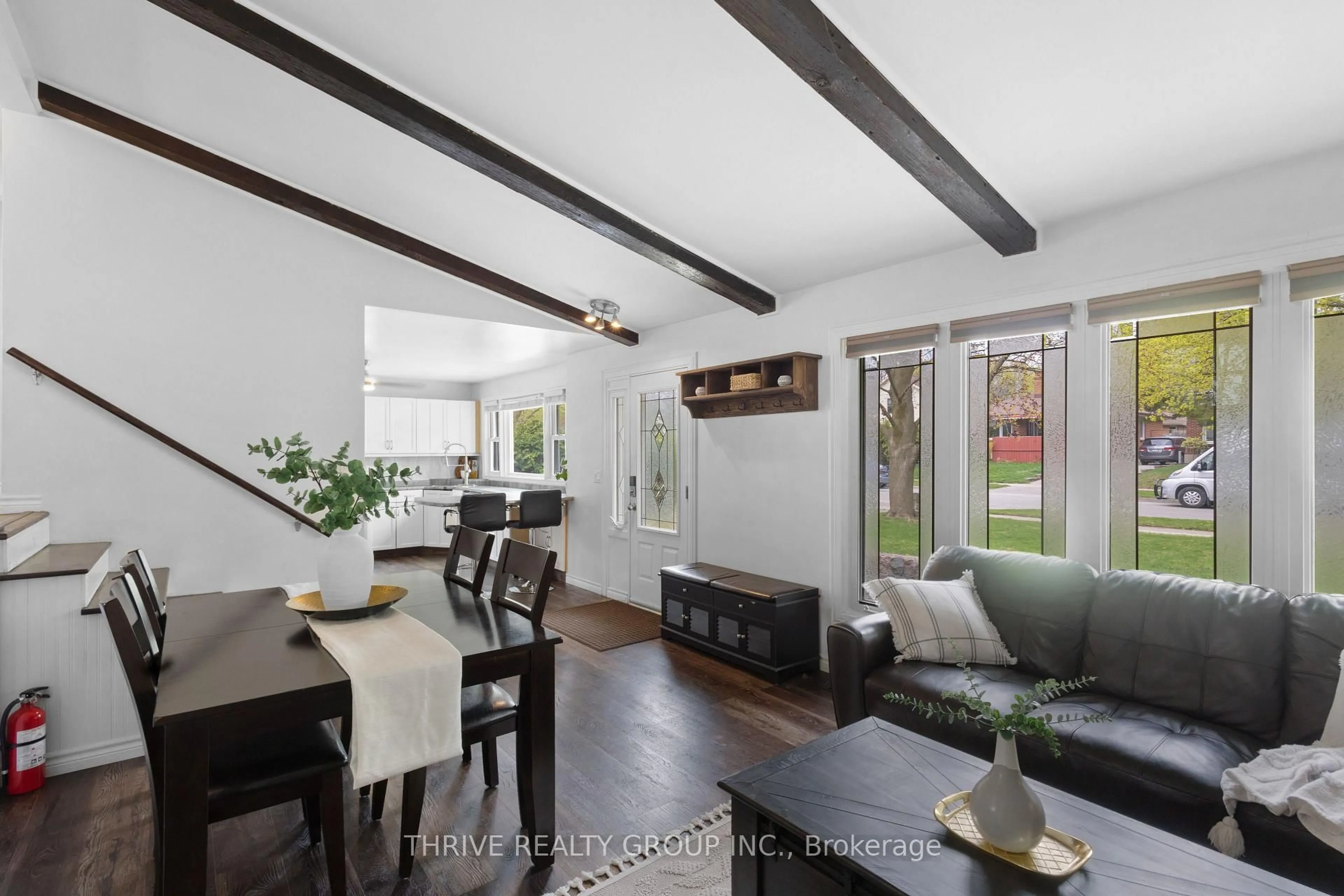 Open concept kitchen, wood/laminate floor for 221 Merlin Cres, London East Ontario N5W 5A2