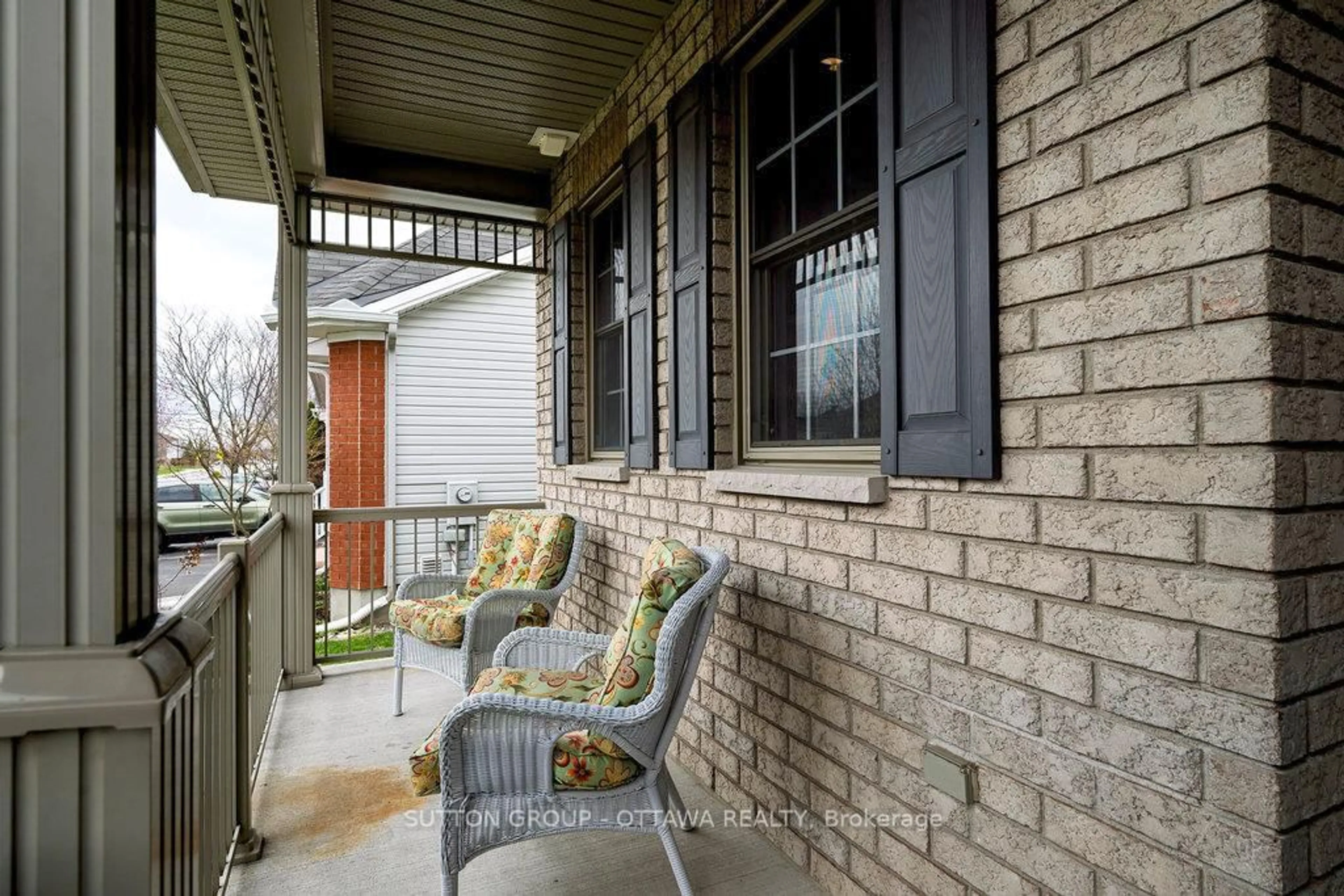Patio, street for 166 Hartsmere Dr, Ottawa Ontario K2S 2H4