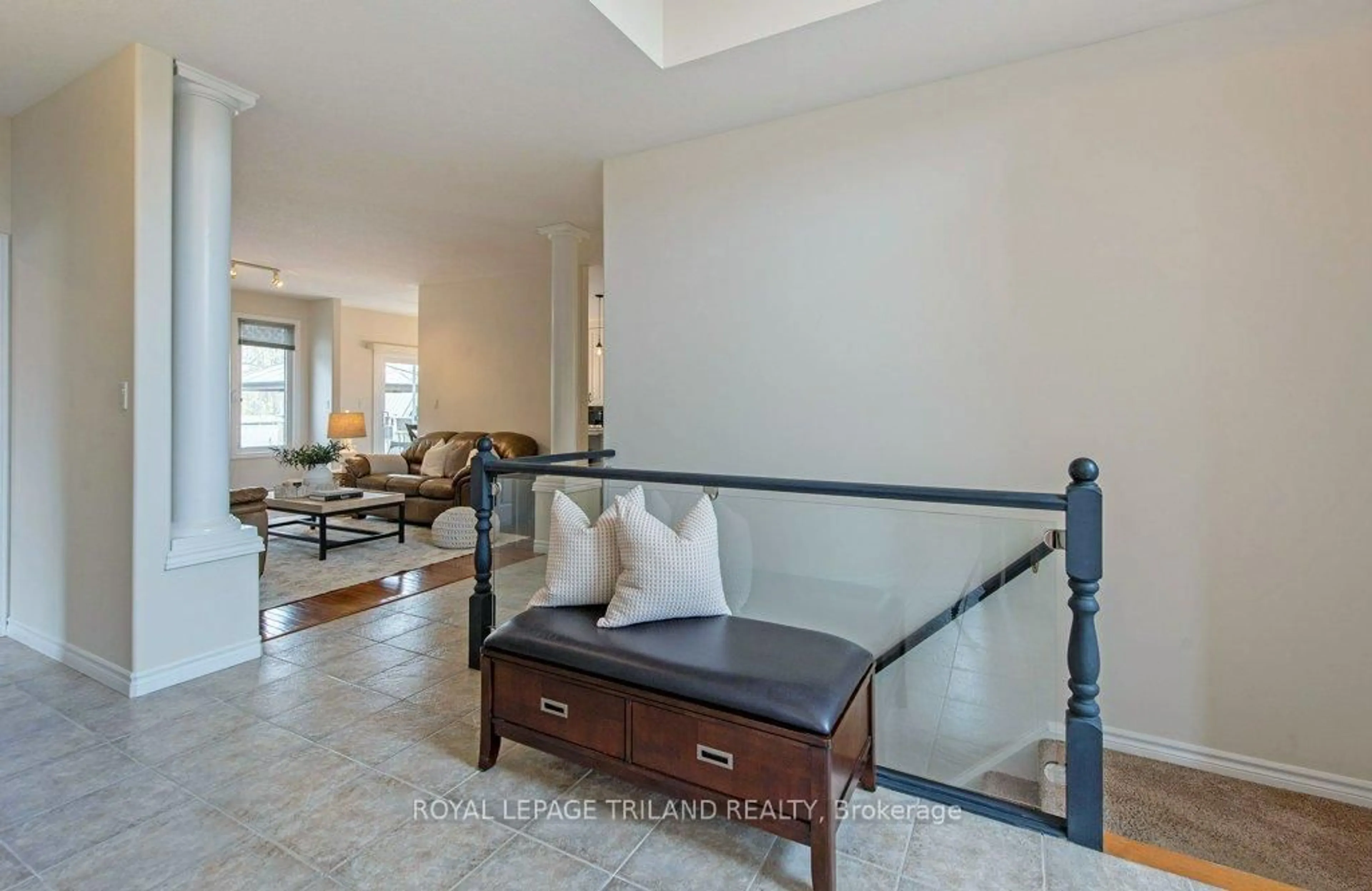 Unknown for 865 Barclay Rd, London Ontario N6K 4K6