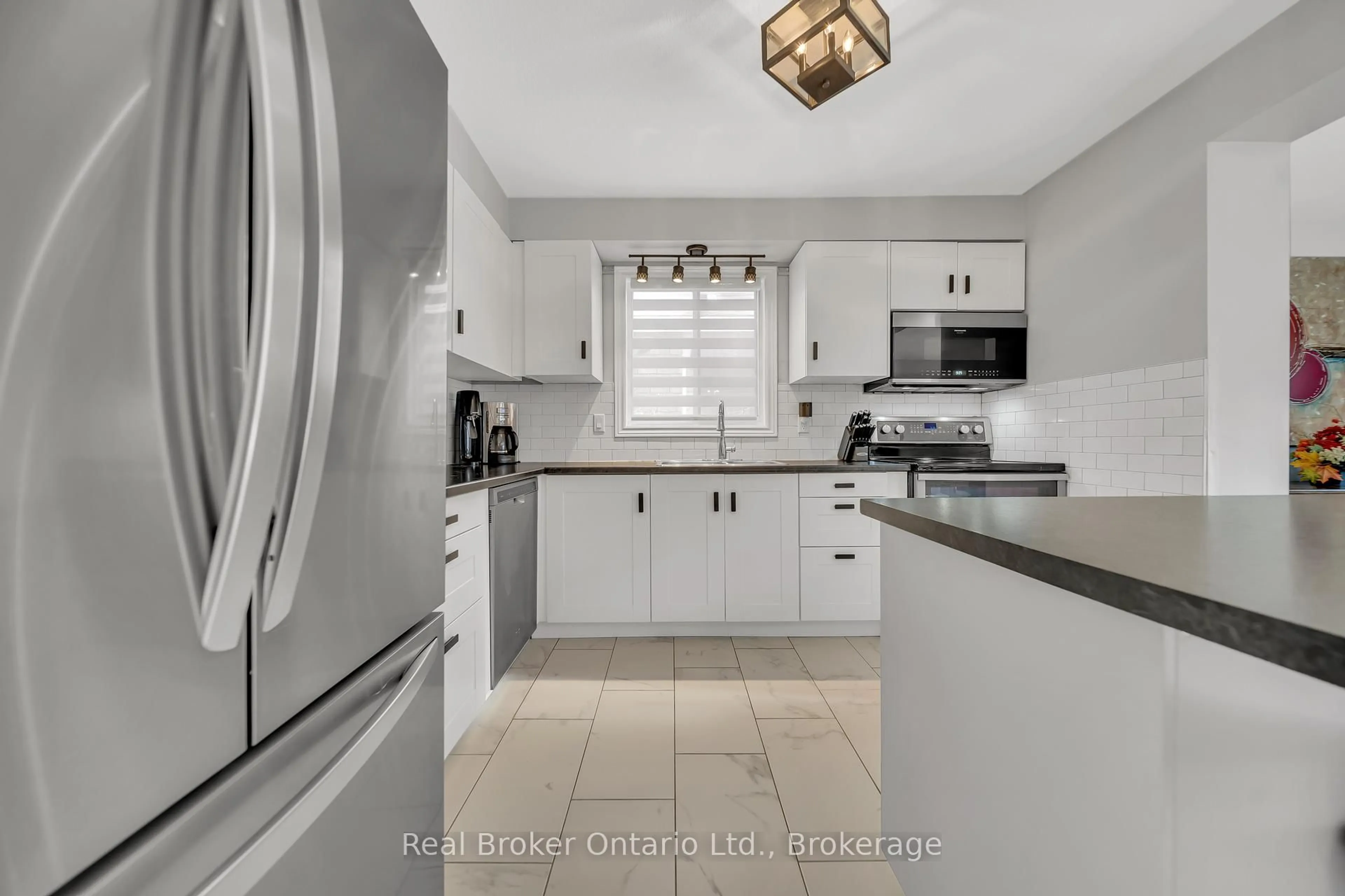 Open concept kitchen, ceramic/tile floor for 21 Mackay St, Guelph Ontario N1E 7H3