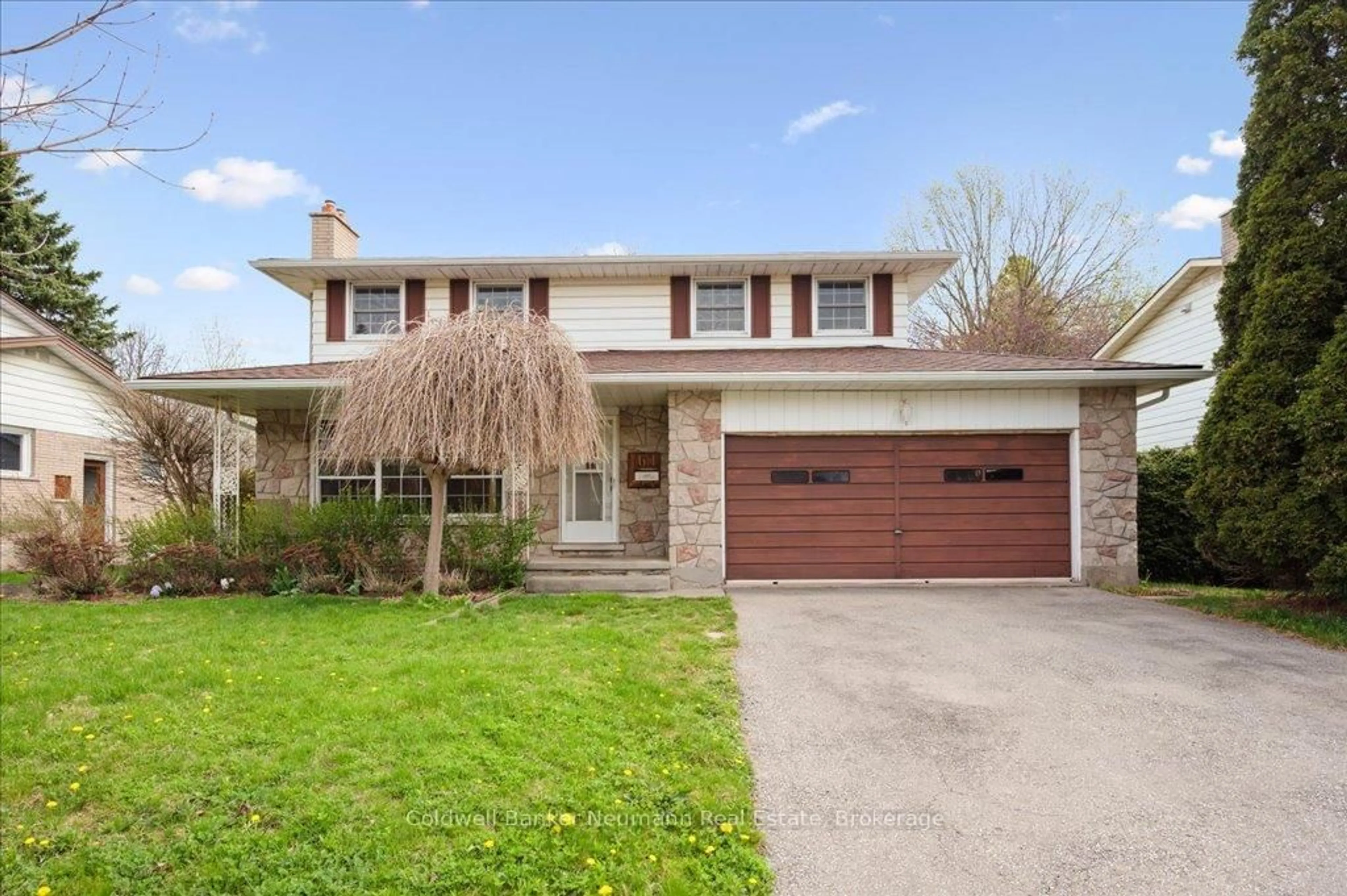 Home with brick exterior material, street for 61 Applewood Cres, Guelph Ontario N1H 6B3