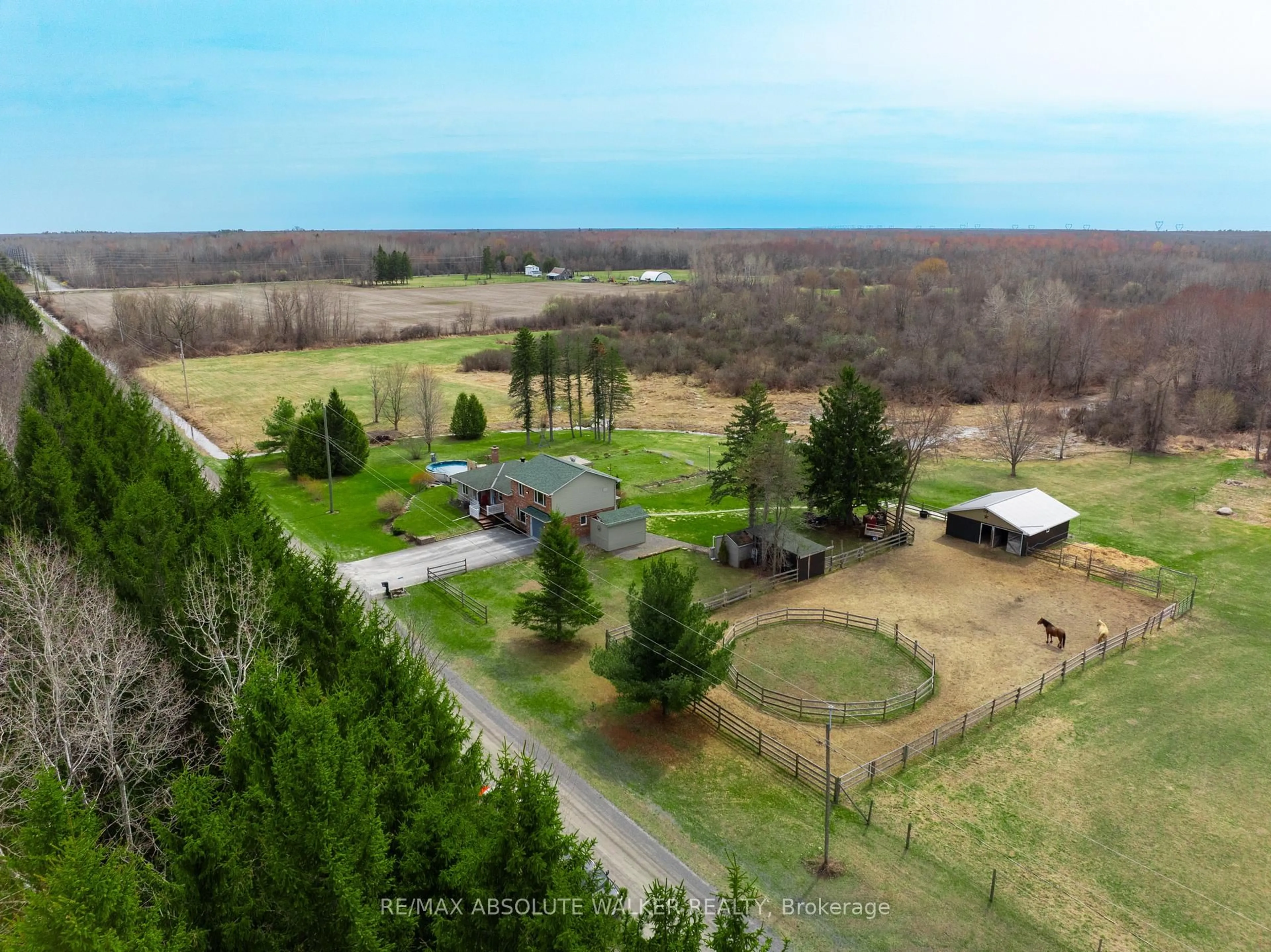 A pic from outside/outdoor area/front of a property/back of a property/a pic from drone, water/lake/river/ocean view for 3062 Joys Rd, Richmond Ontario K0A 2Z0