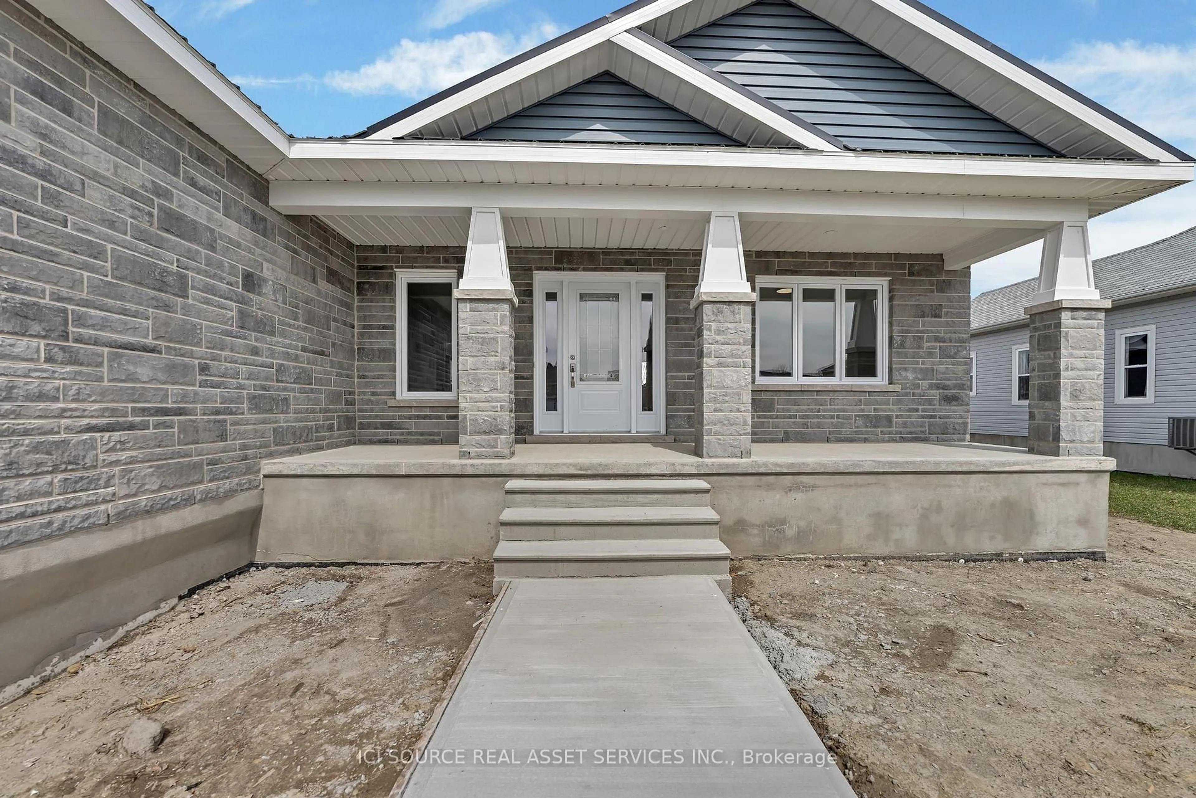 Home with brick exterior material, street for 72 Tabitha Cres, North Dundas Ontario K0C 1H0