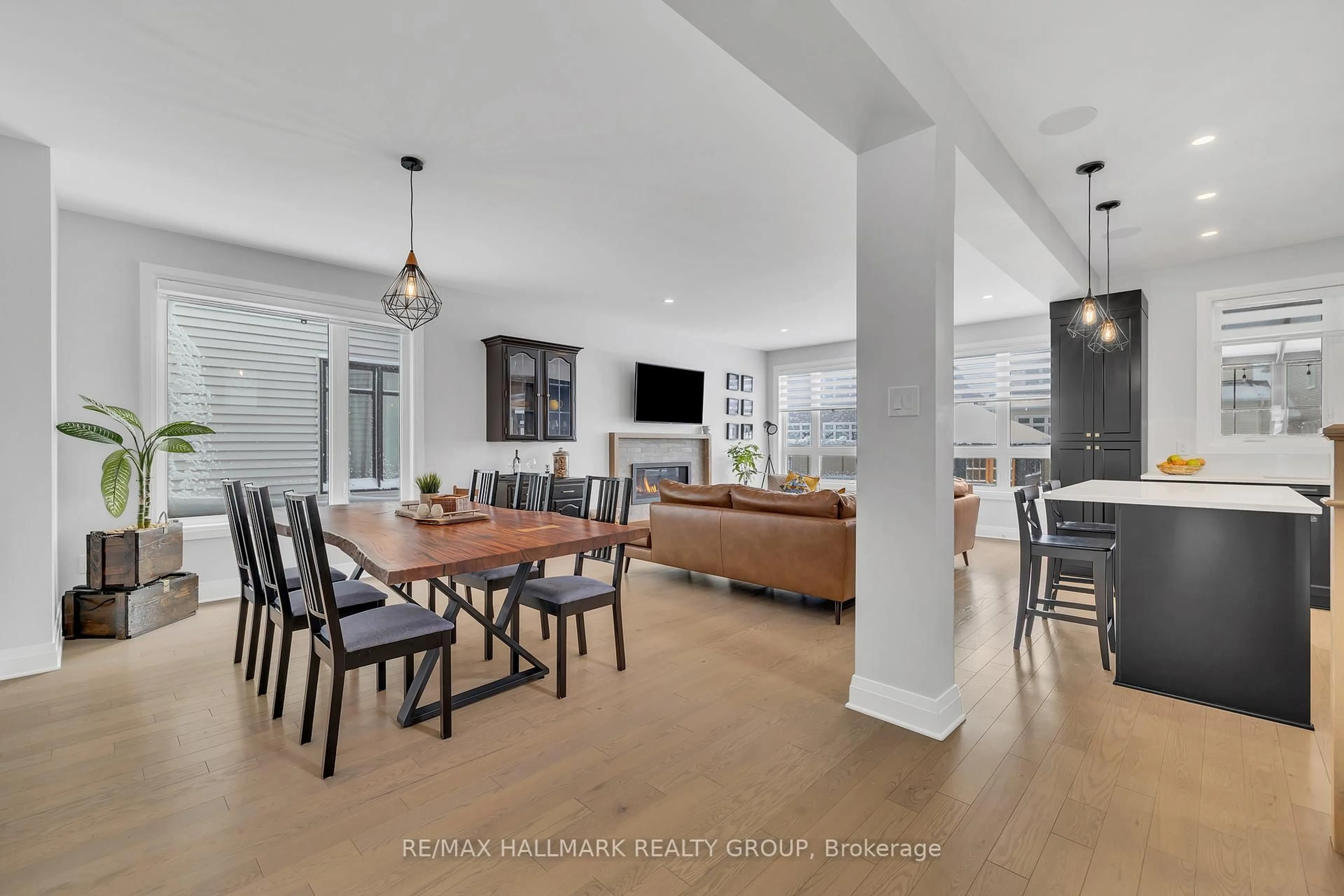 Open concept kitchen, unknown for 55 Angel Hts, Stittsville Ontario K2S 2N4