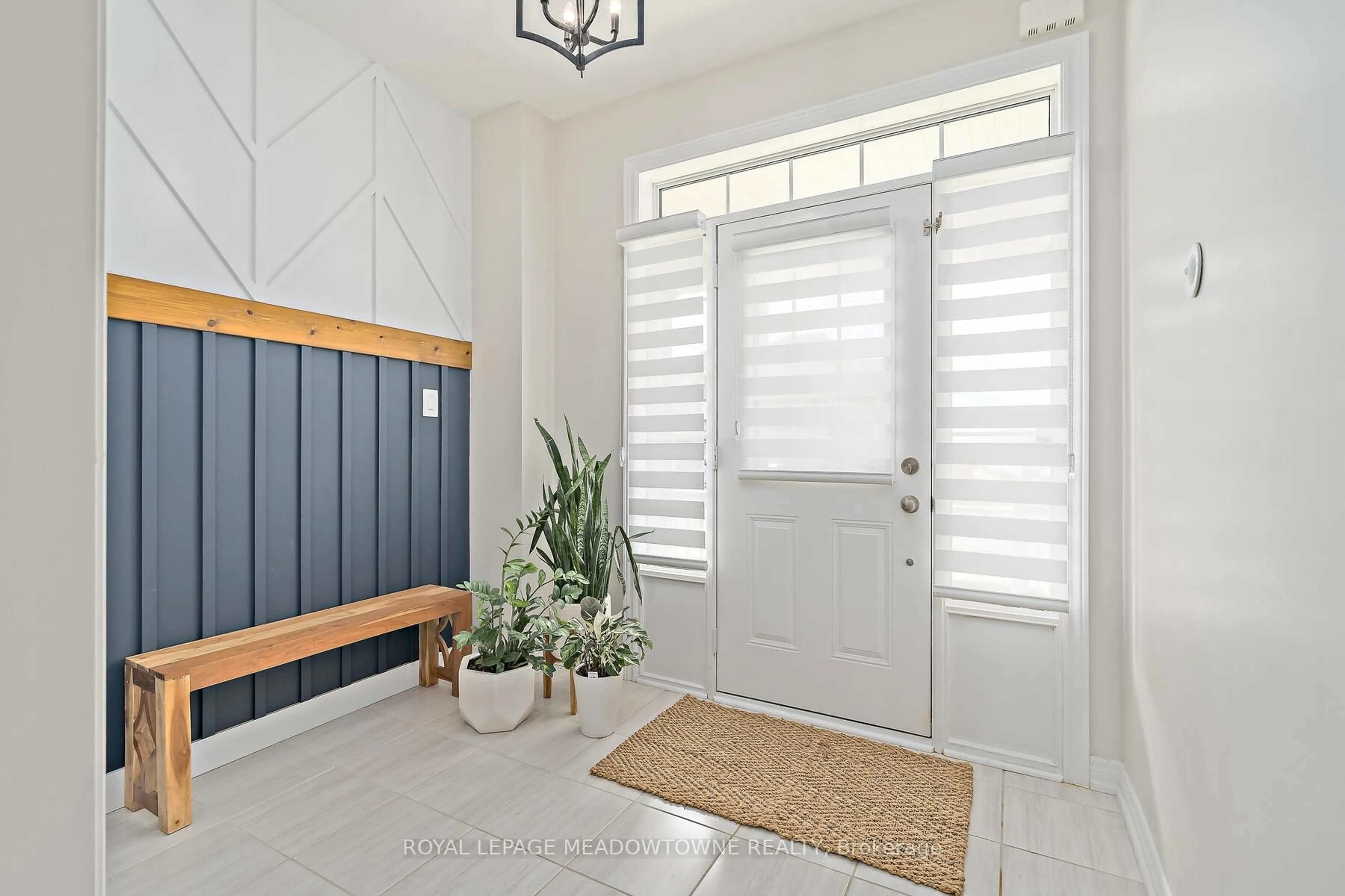 Indoor entryway for 134 Taylor Ave, Guelph/Eramosa Ontario N0B 2K0