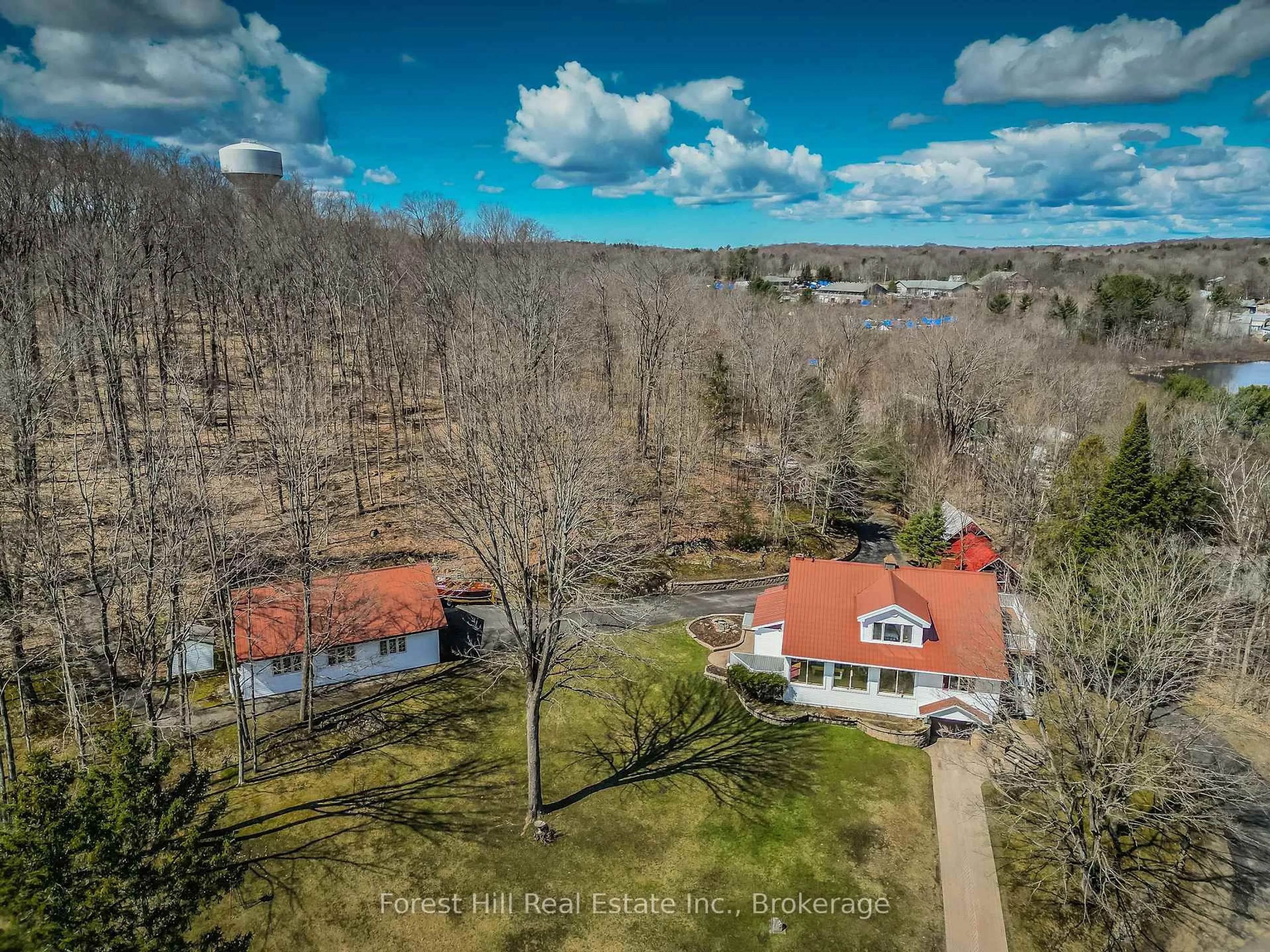 A pic from outside/outdoor area/front of a property/back of a property/a pic from drone, water/lake/river/ocean view for 53 TODHOLM Dr, Muskoka Lakes Ontario P0B 1J0