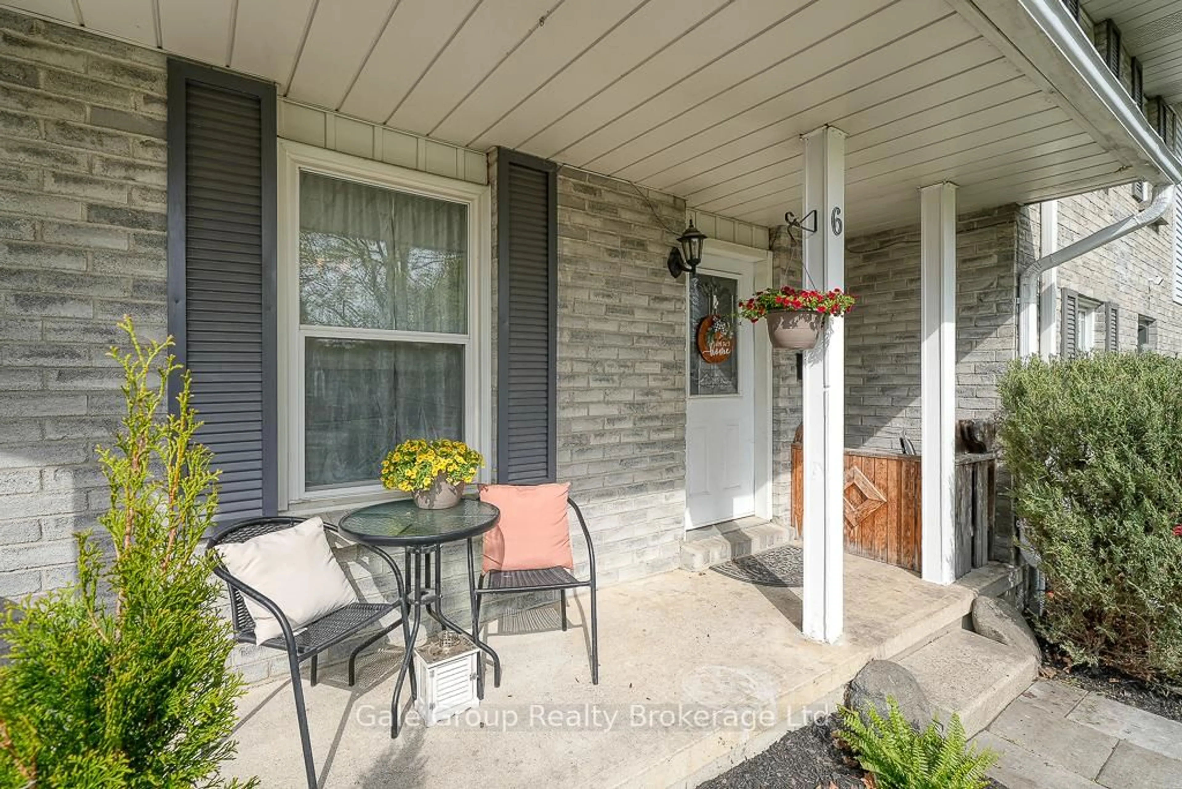 Unknown for 35 Blandford St #6, Woodstock Ontario N4S 7H7