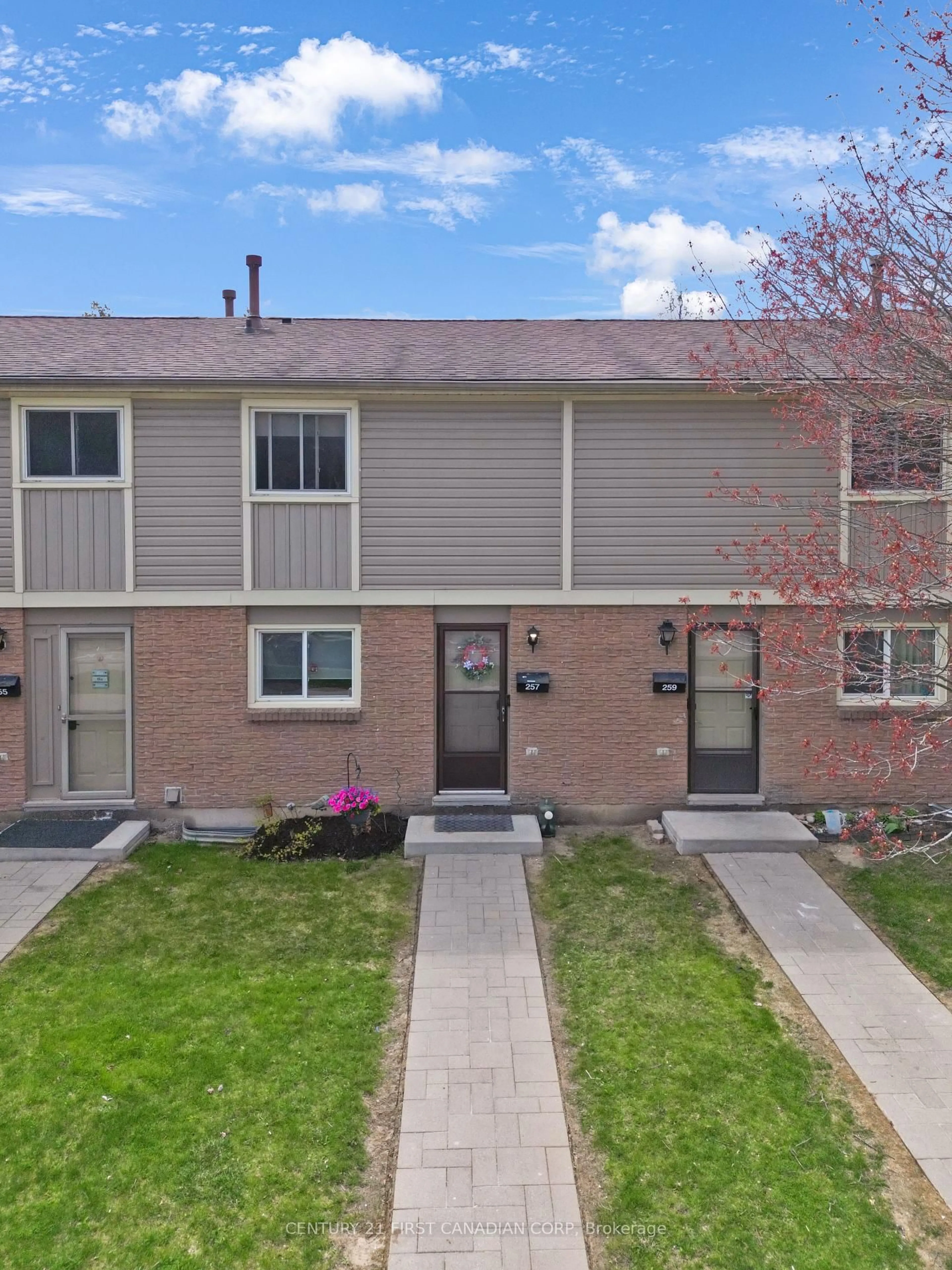Unknown for 257 Pioneer Dr #105, Kitchener Ontario N2P 1M9