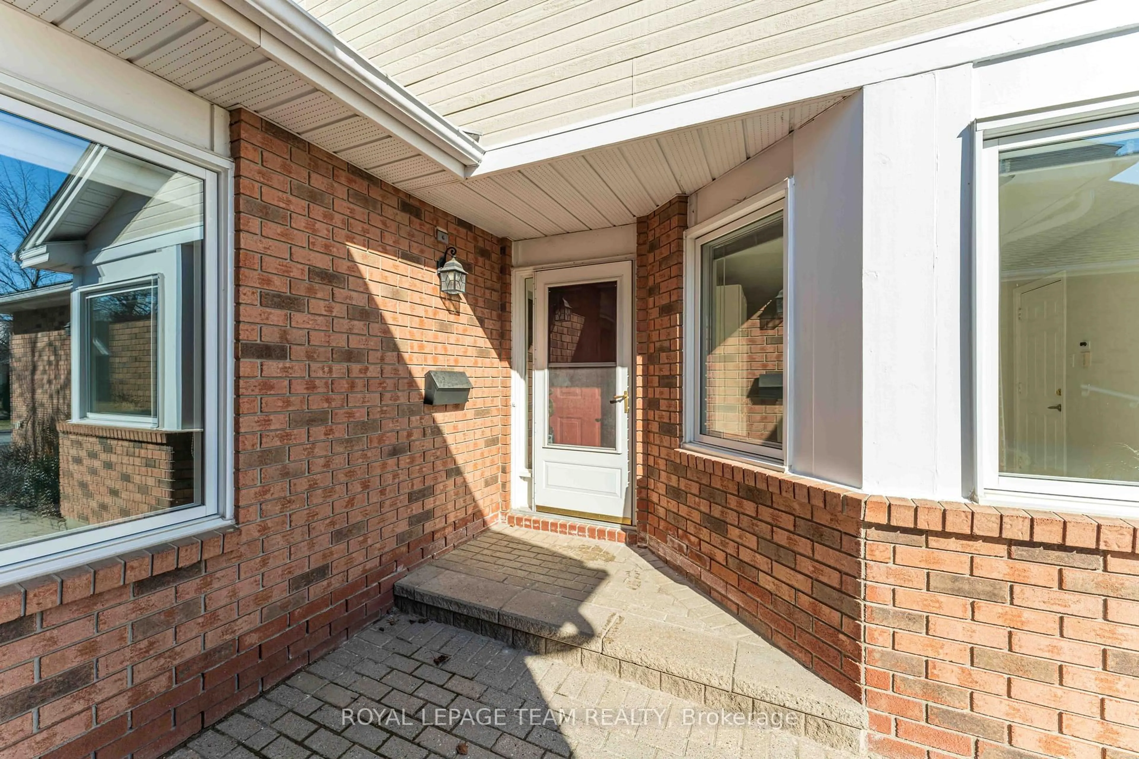 Home with brick exterior material, street for 96 Darlington Private, Ottawa Ontario K1V 0X8