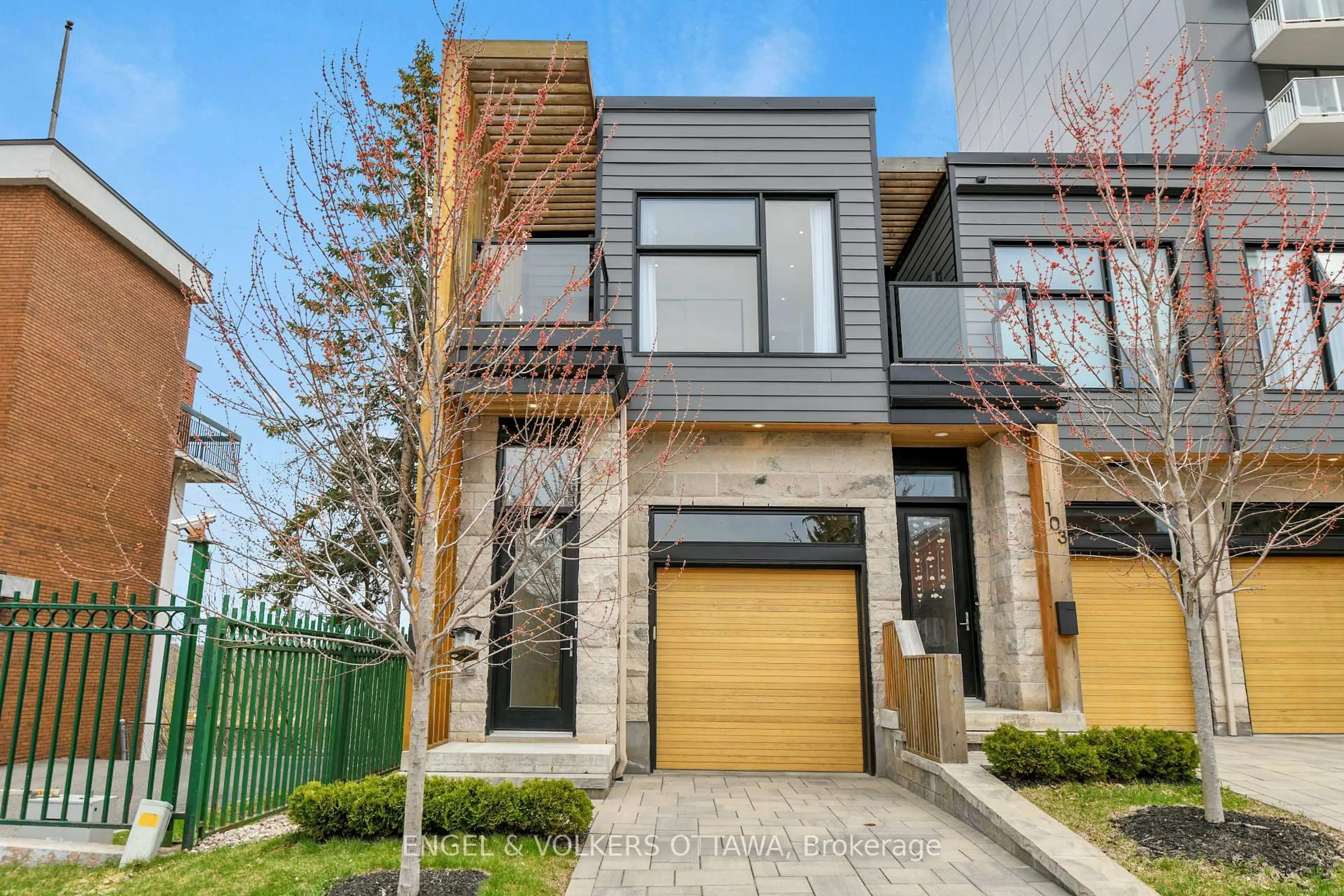 Home with brick exterior material, street for 101 Wurtemburg St, Ottawa Ontario K1N 8L9