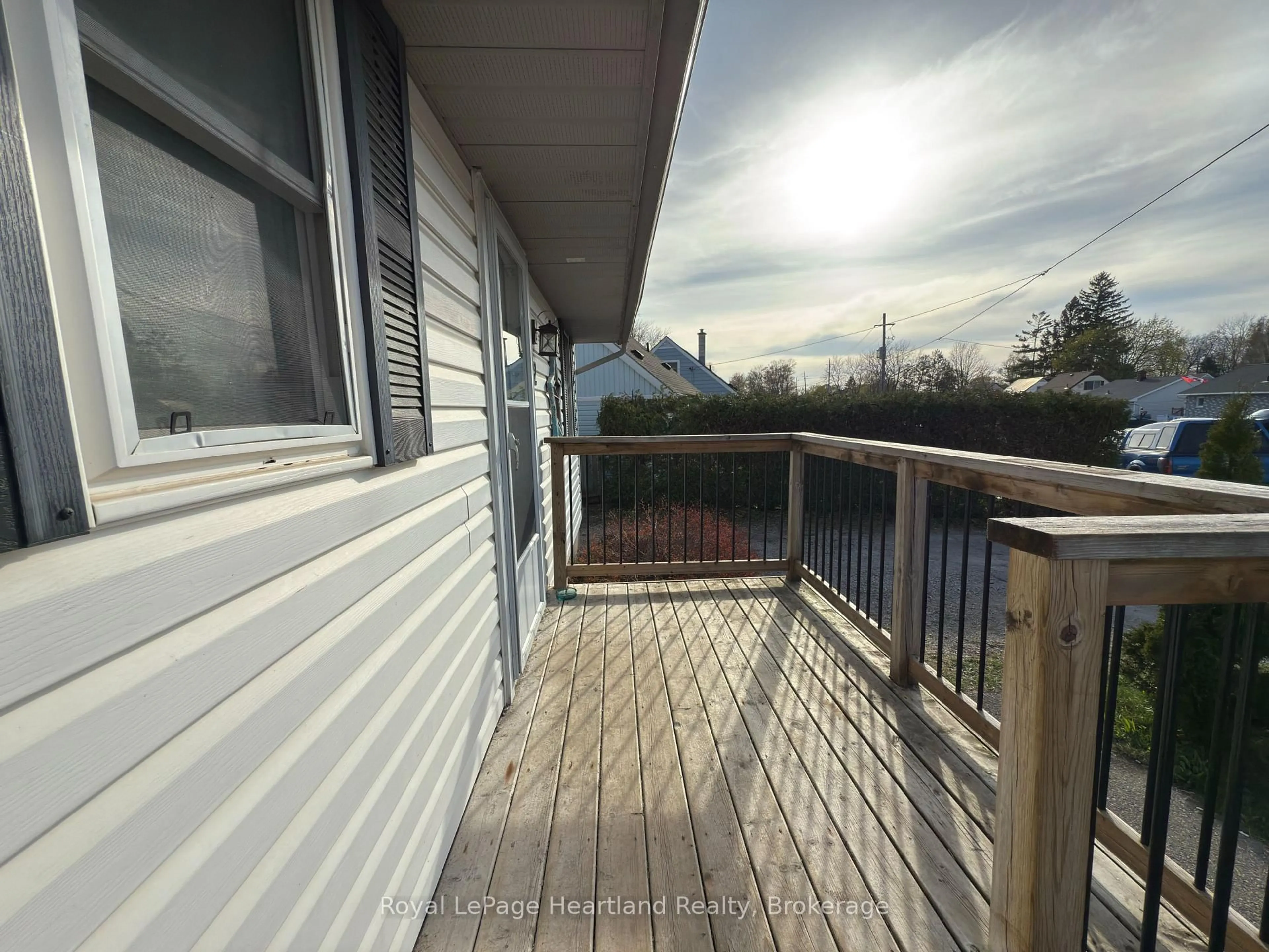 Unknown for 32 Regina Rd, Huron East Ontario N0M 1L0