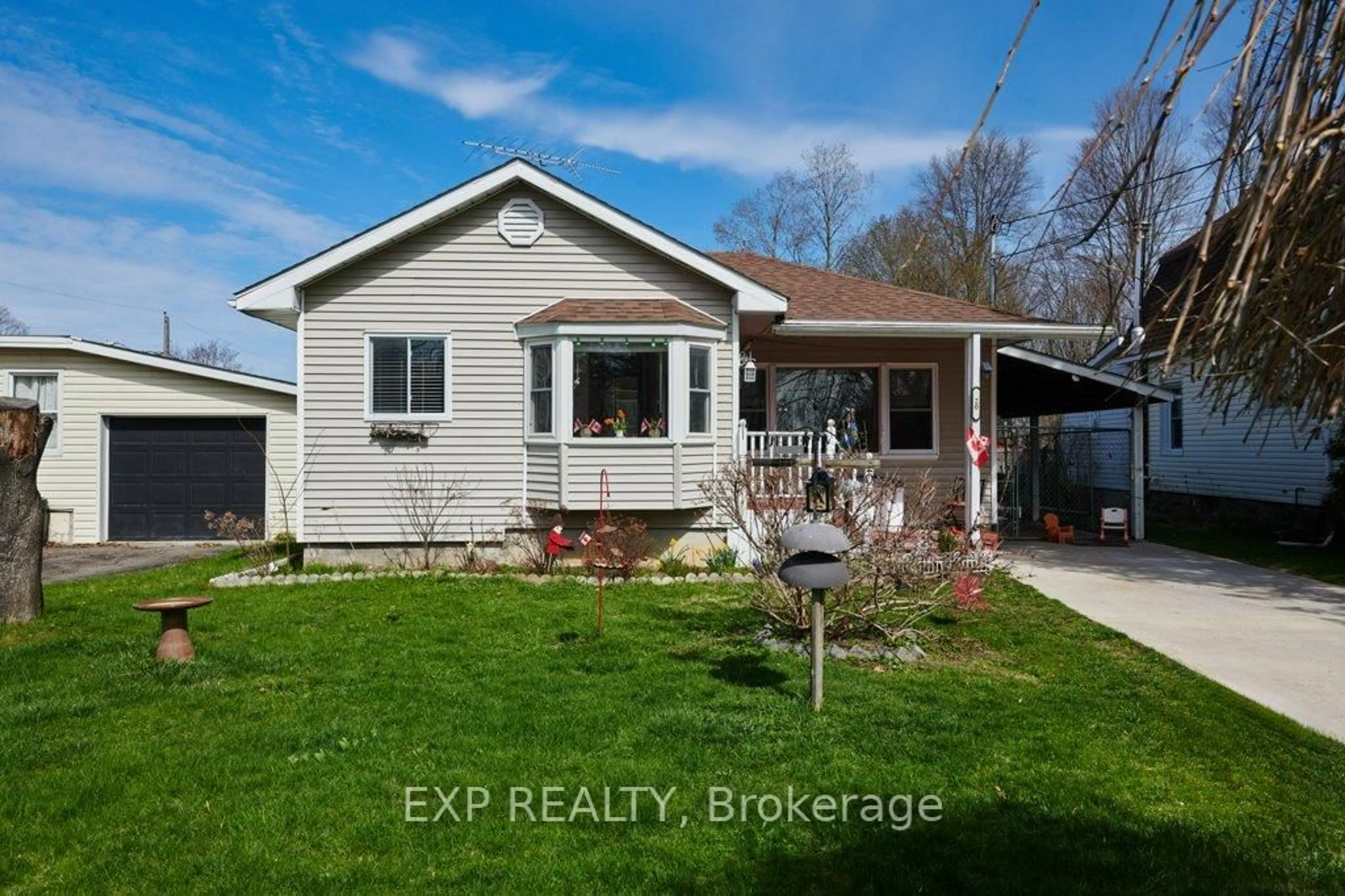 Unknown for 20 Crawford St, Brockville Ontario K6V 1S3