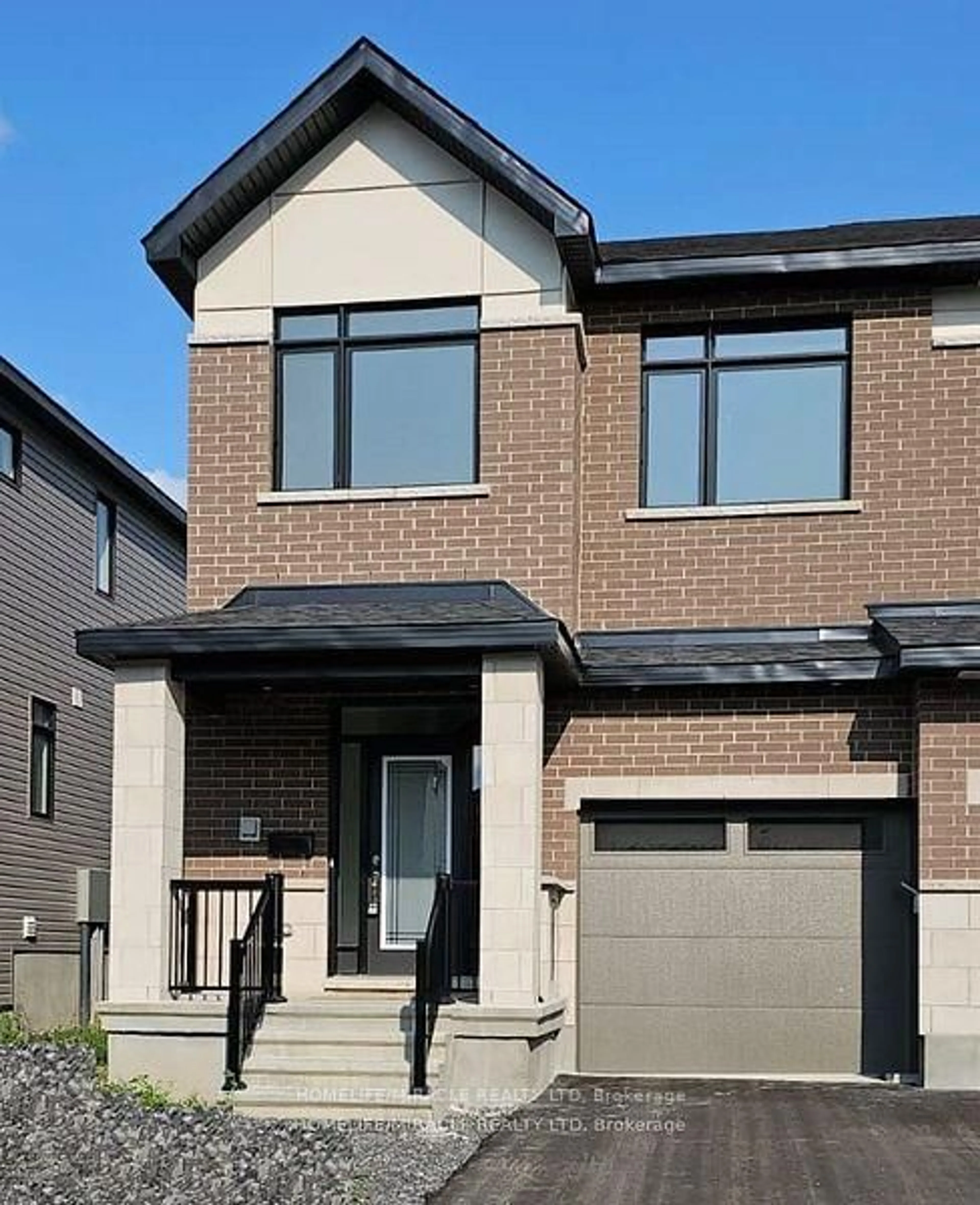Home with brick exterior material, street for 809 Mochi Circ, Ottawa Ontario K2J 6Y9