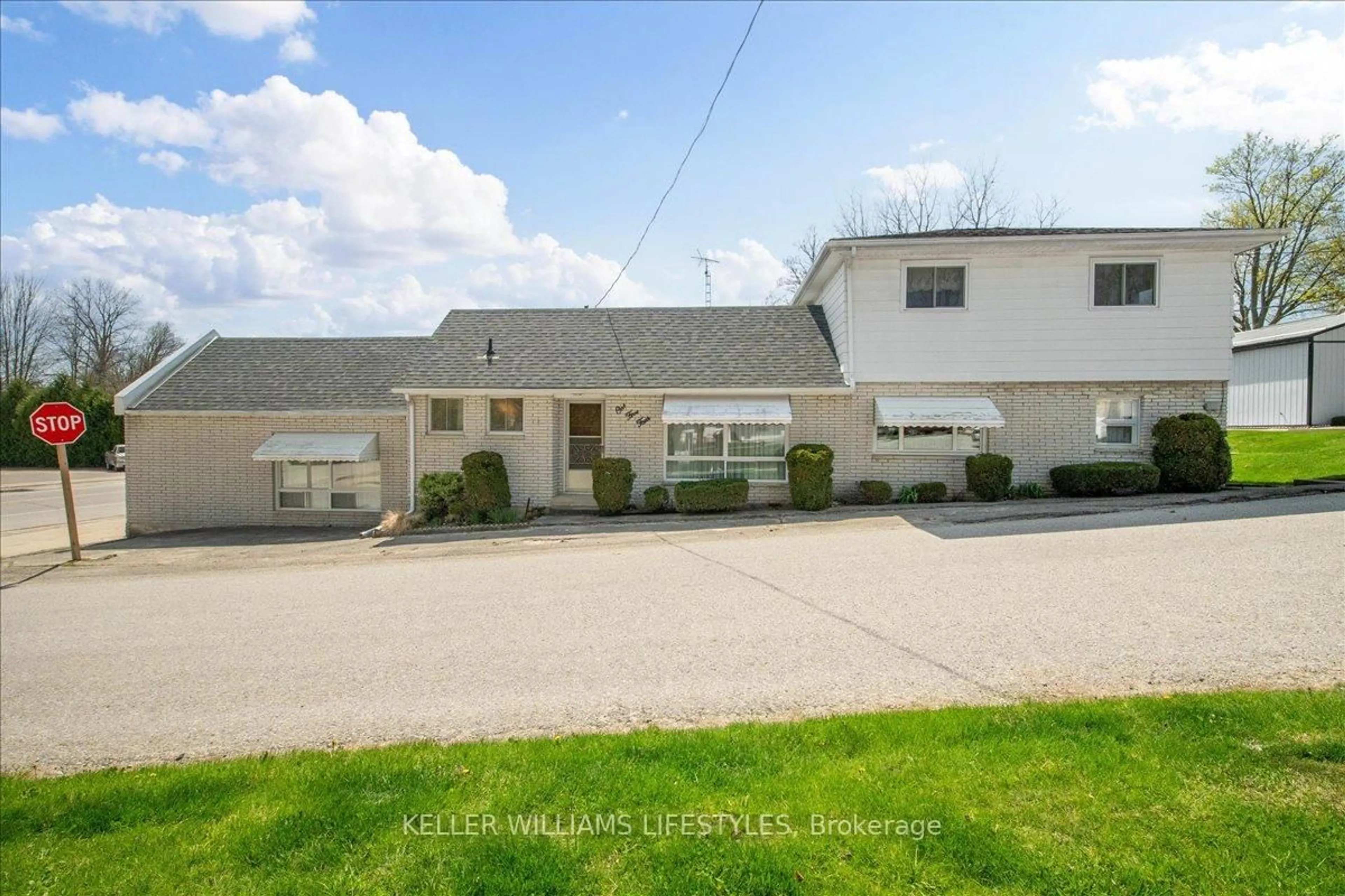A pic from outside/outdoor area/front of a property/back of a property/a pic from drone, street for 1802 Longwoods Rd, Southwest Middlesex Ontario N0L 2N0