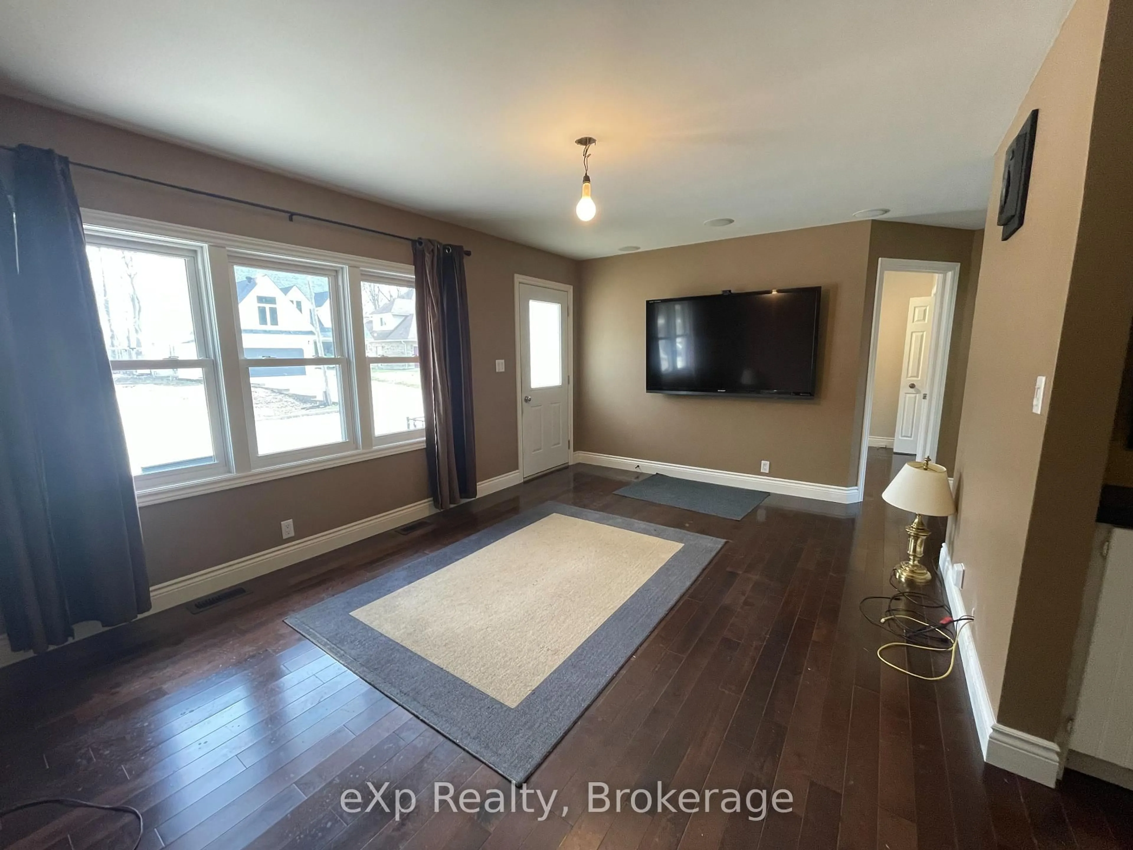 A pic of a room for 850 4th A Ave, Owen Sound Ontario N4K 4Z8