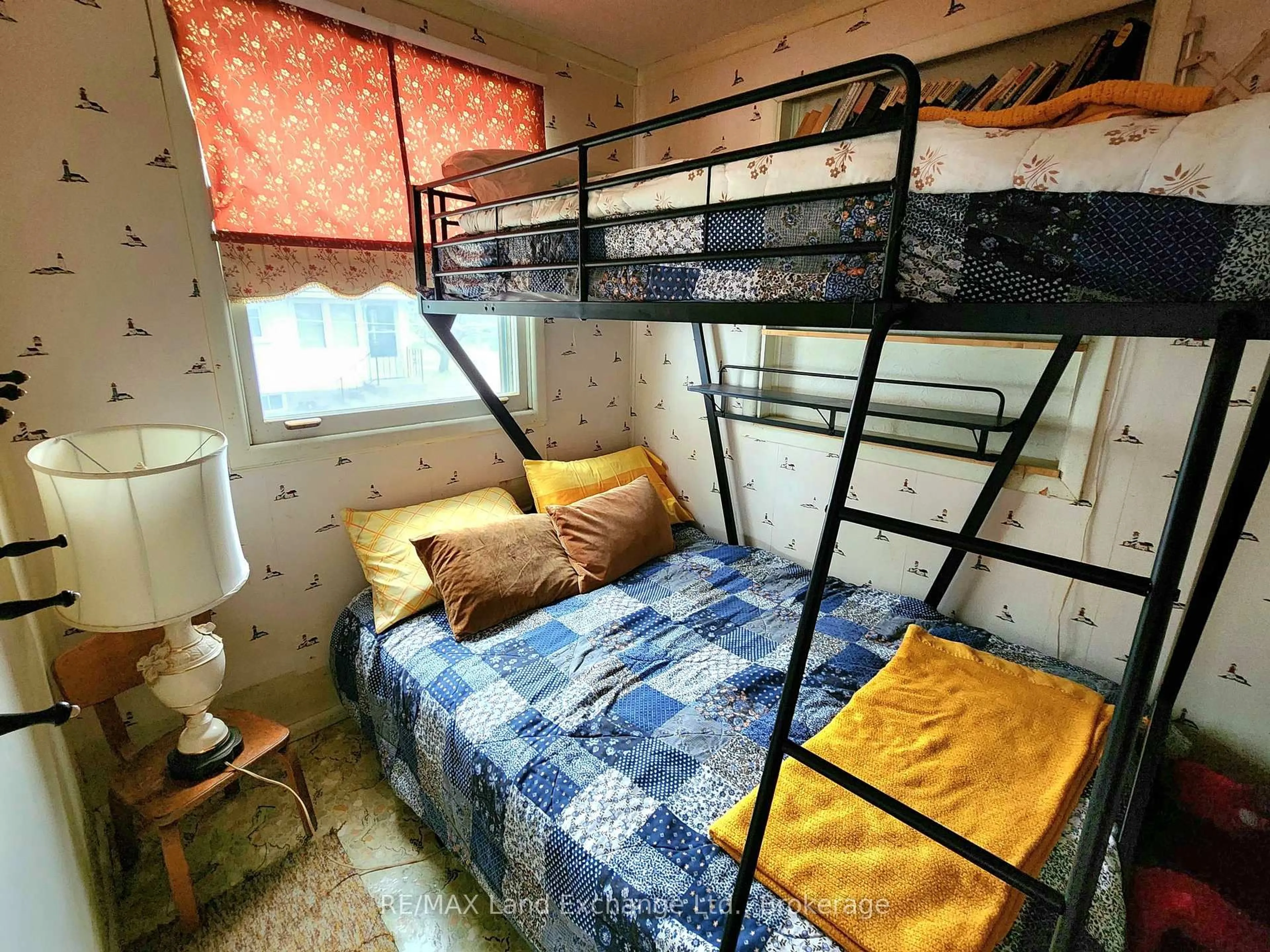 Bedroom with bed, unknown for 805 Leonard Crt, Huron-Kinloss Ontario N2Z 2X3