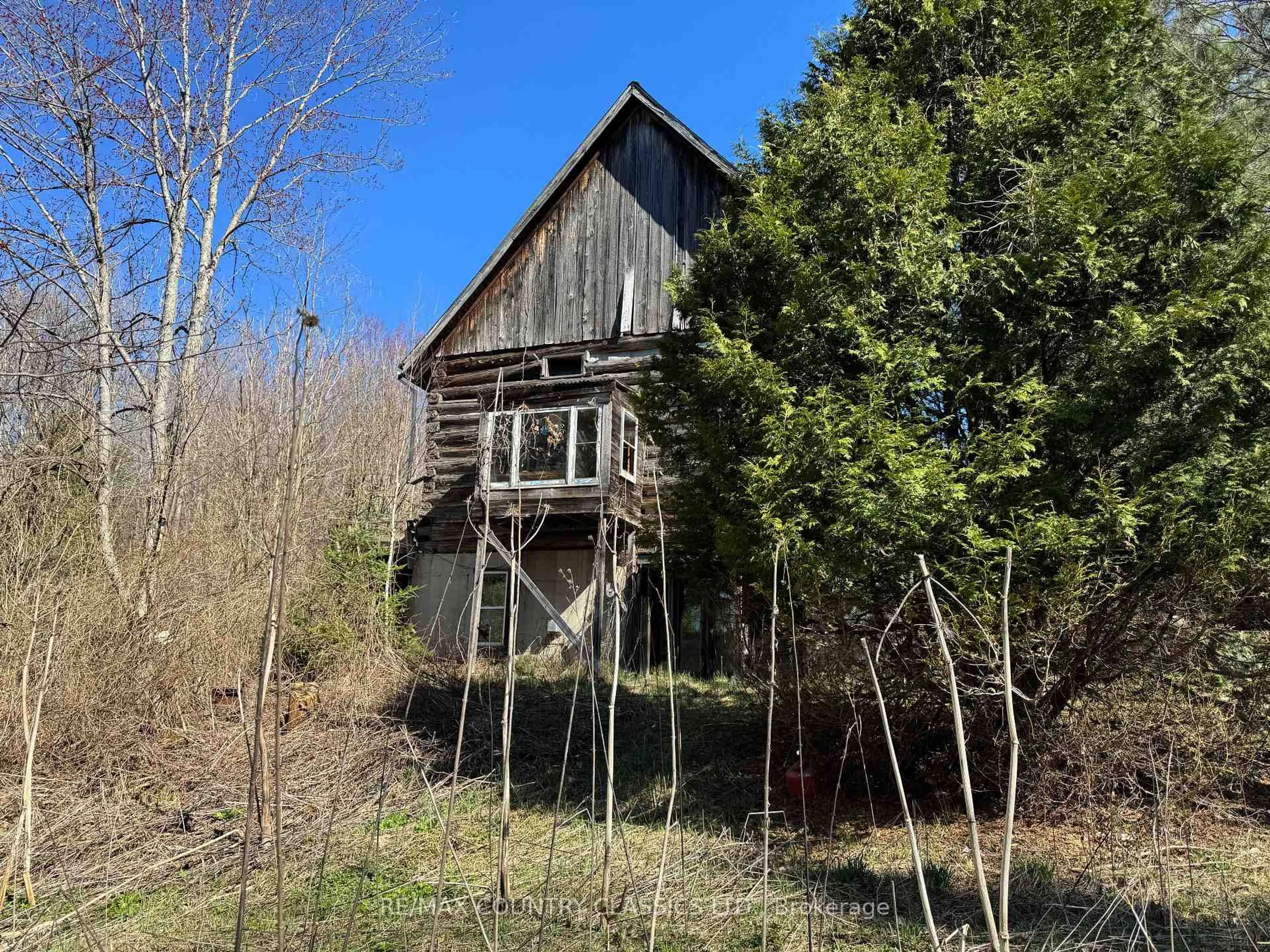 Shed for 790 Mcdonald Mine Rd, Bancroft Ontario K0L 1C0