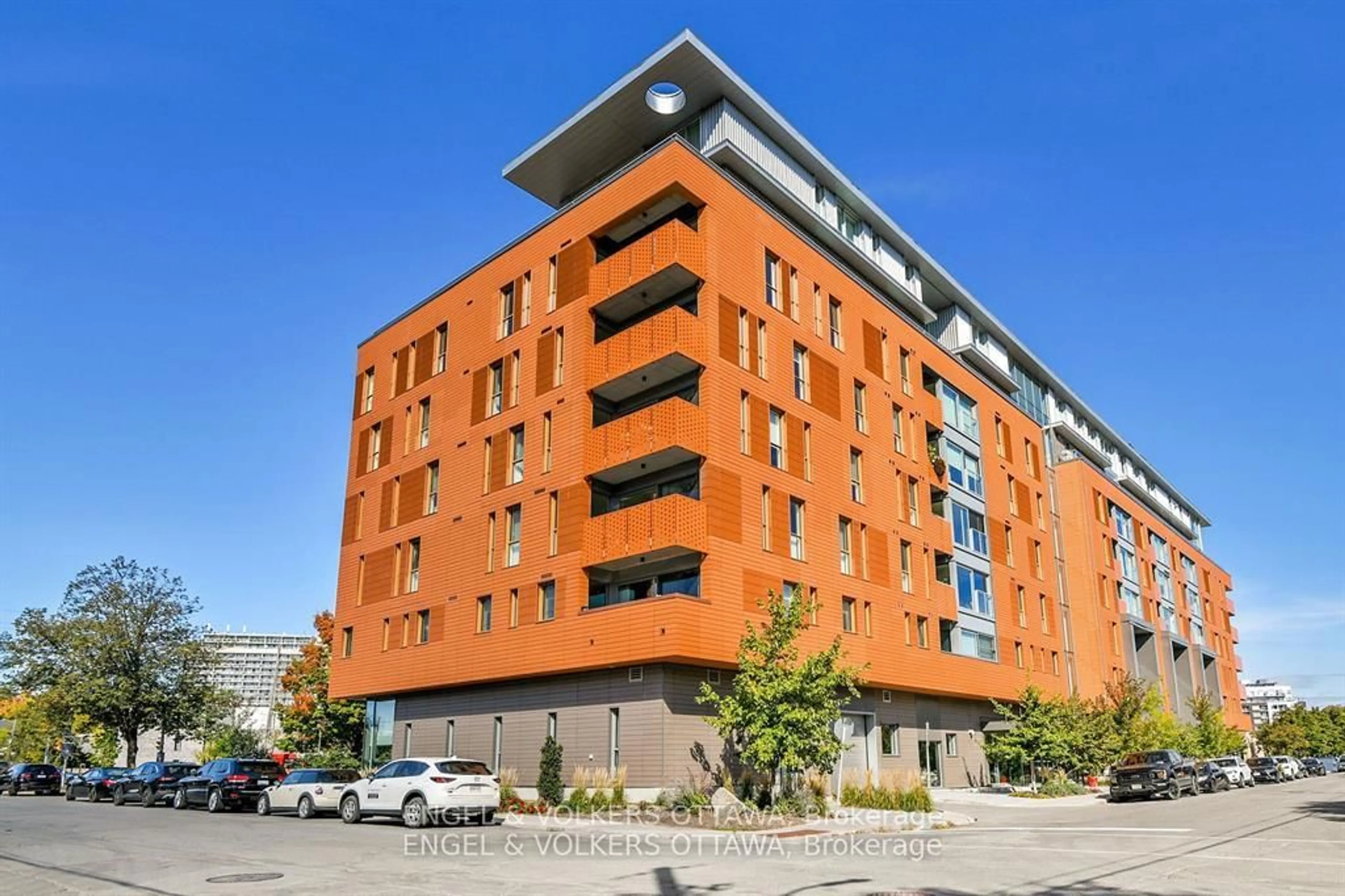 Unknown for 135 Barrette St #501, Ottawa Ontario K1L 7Z9