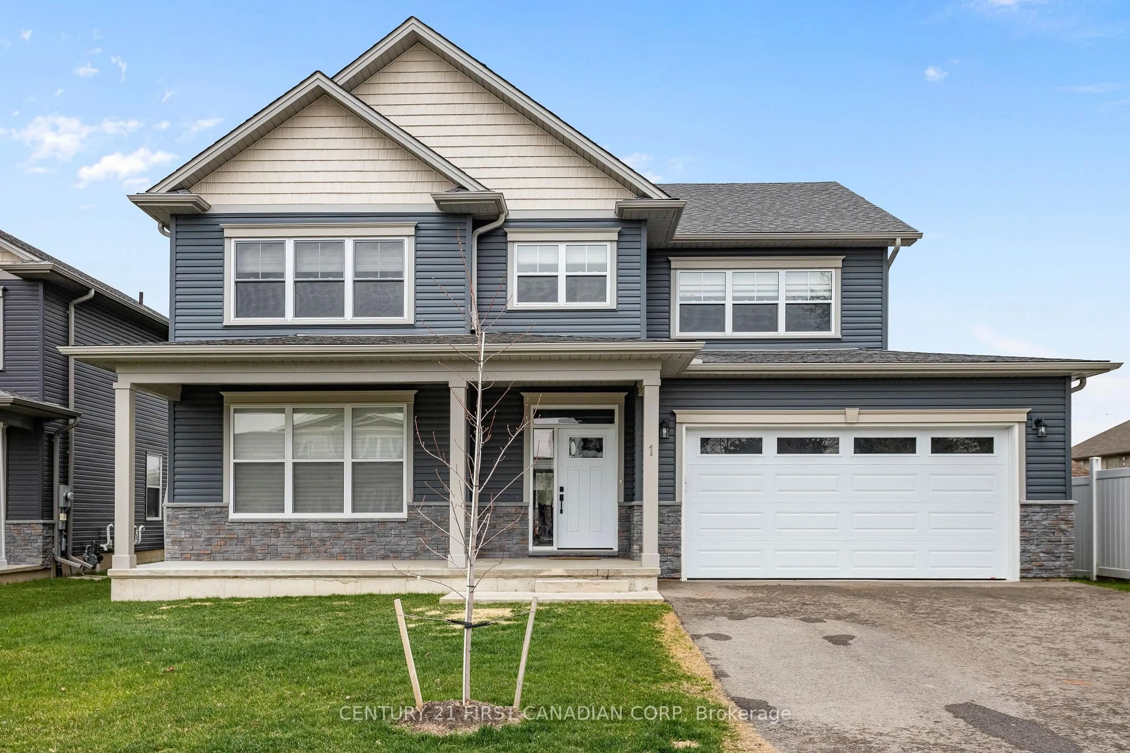 Home with vinyl exterior material, street for 1 Helen Crt, Central Elgin Ontario N0L 1B0