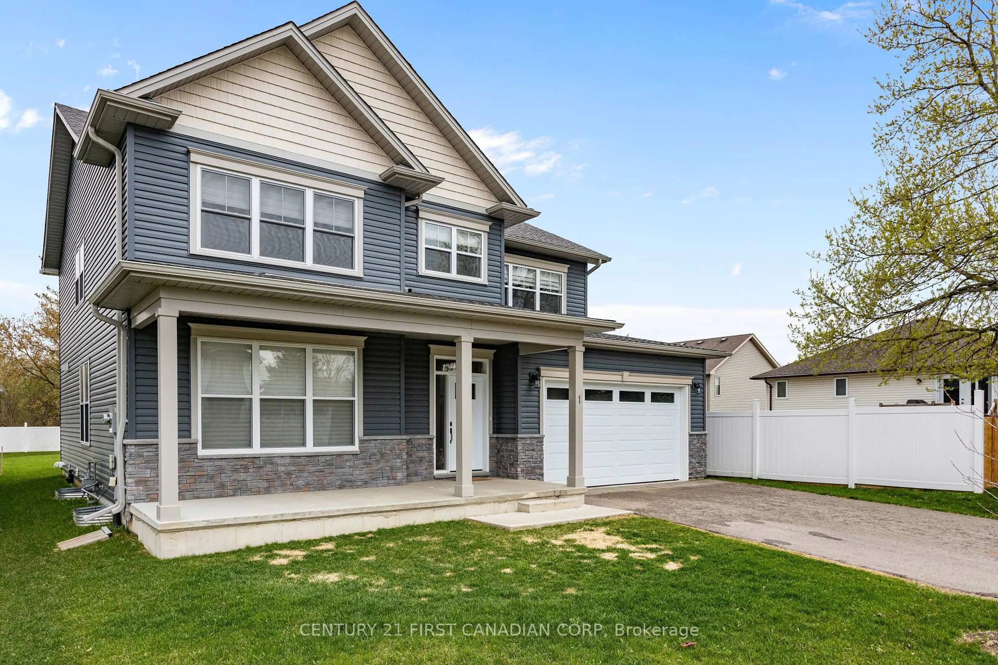 Home with vinyl exterior material, street for 1 Helen Crt, Central Elgin Ontario N0L 1B0