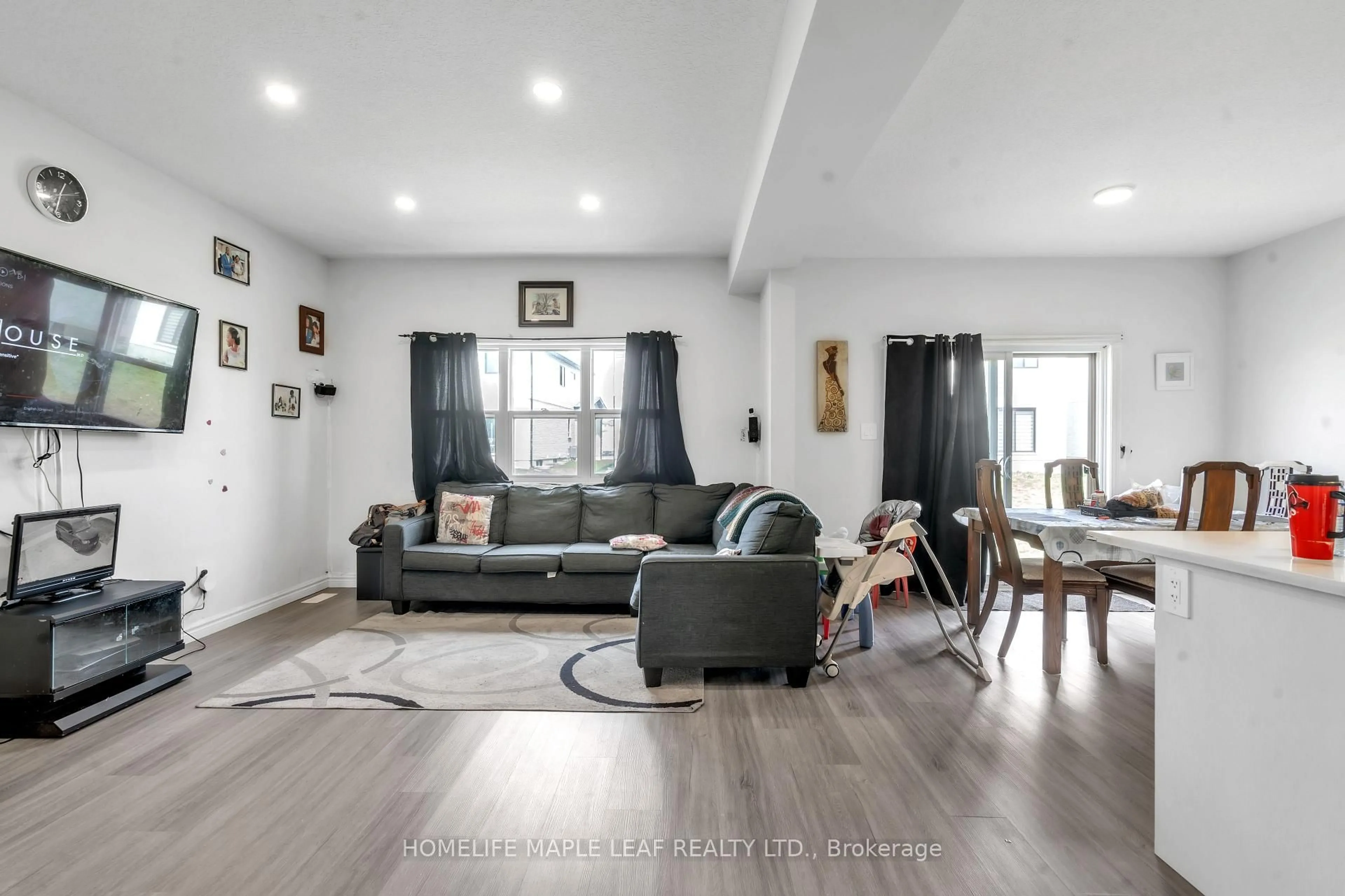 Living room with furniture, unknown for 223 Byers St, London Ontario N6J 0J2