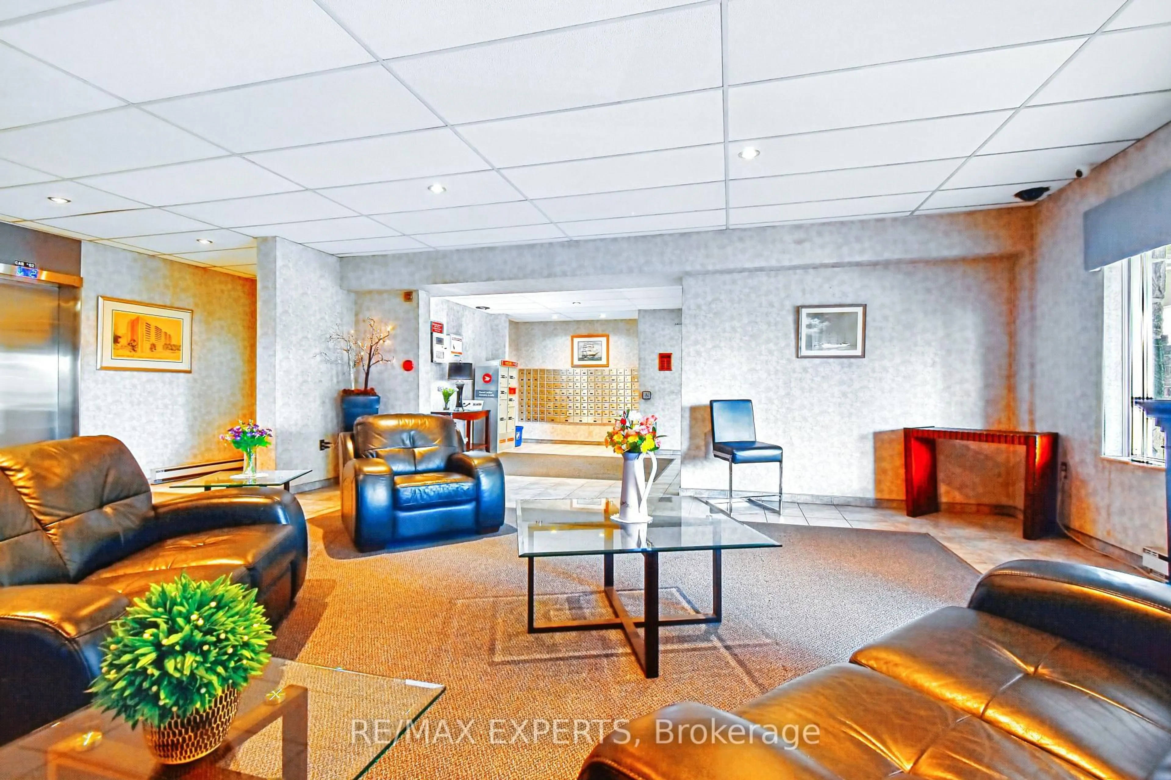 Lobby for 8591 Riverside Dr #410, Windsor Ontario N8S 1G3