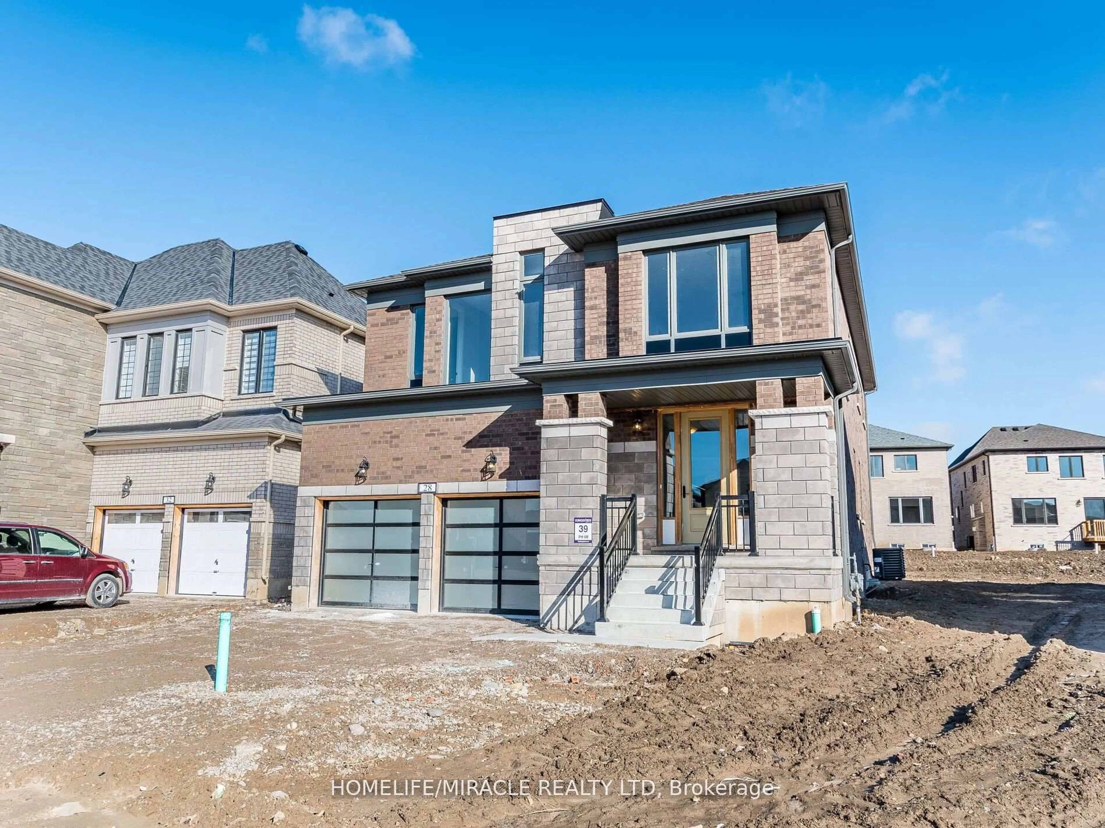 Home with brick exterior material, street for 28 Harding Crt, Woodstock Ontario N4S 7W2