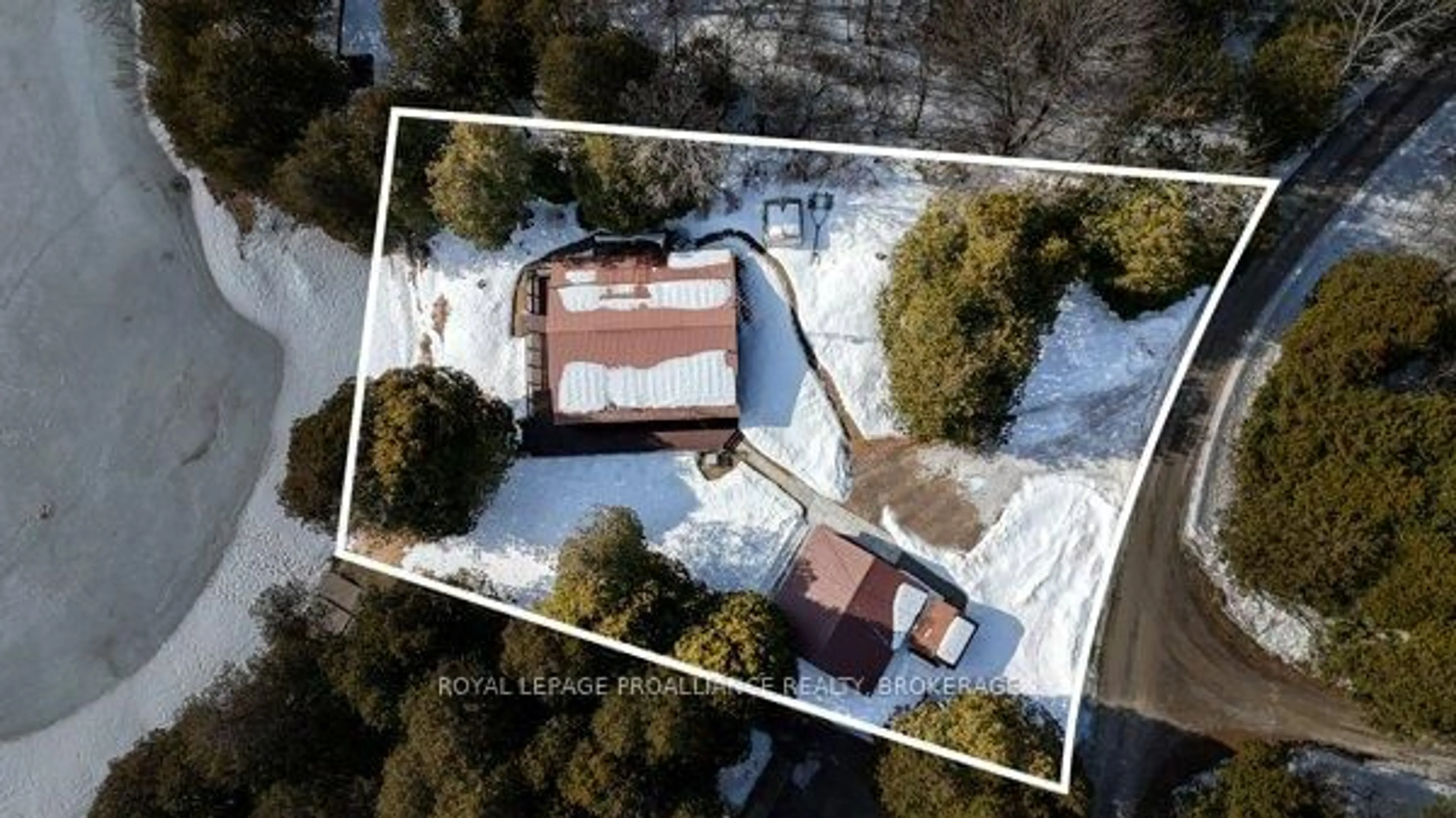 A pic from outside/outdoor area/front of a property/back of a property/a pic from drone, building for 1316 LB13 Rd, Rideau Lakes Ontario K0E 1N0