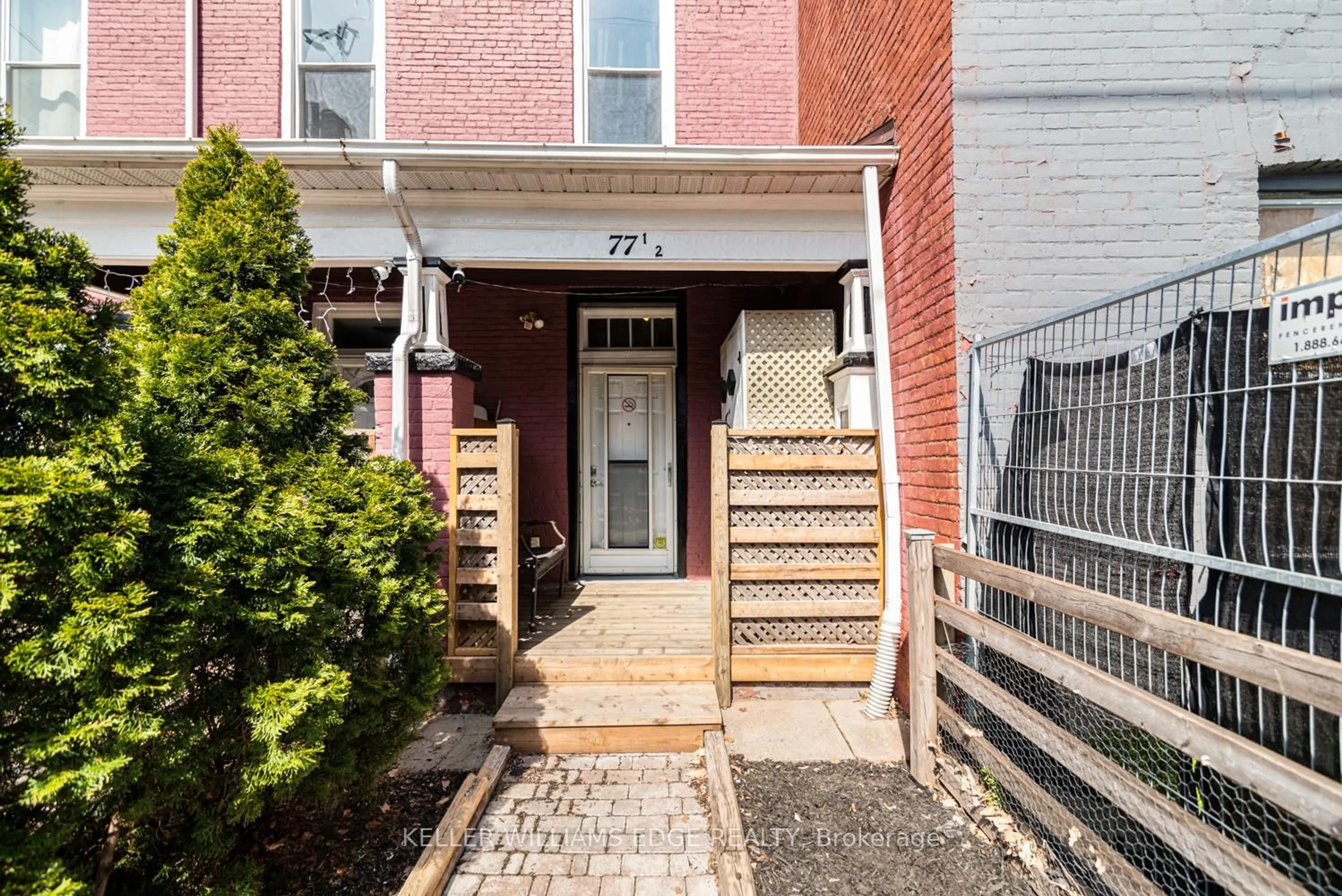 Unknown for 77 Cathcart St, Hamilton Ontario L8R 1M6