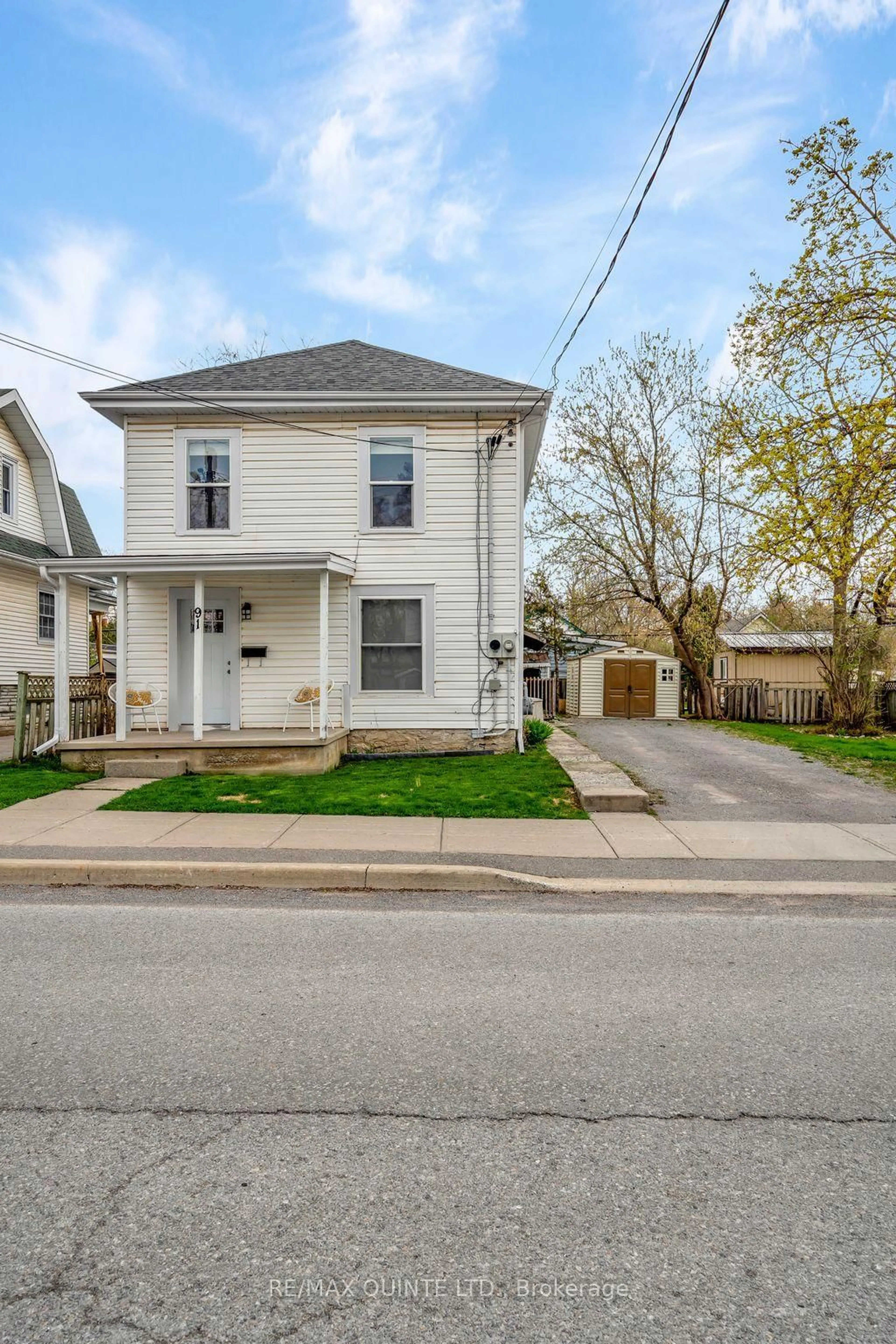 Home with vinyl exterior material, street for 91 Chatham St, Belleville Ontario K8N 3S7