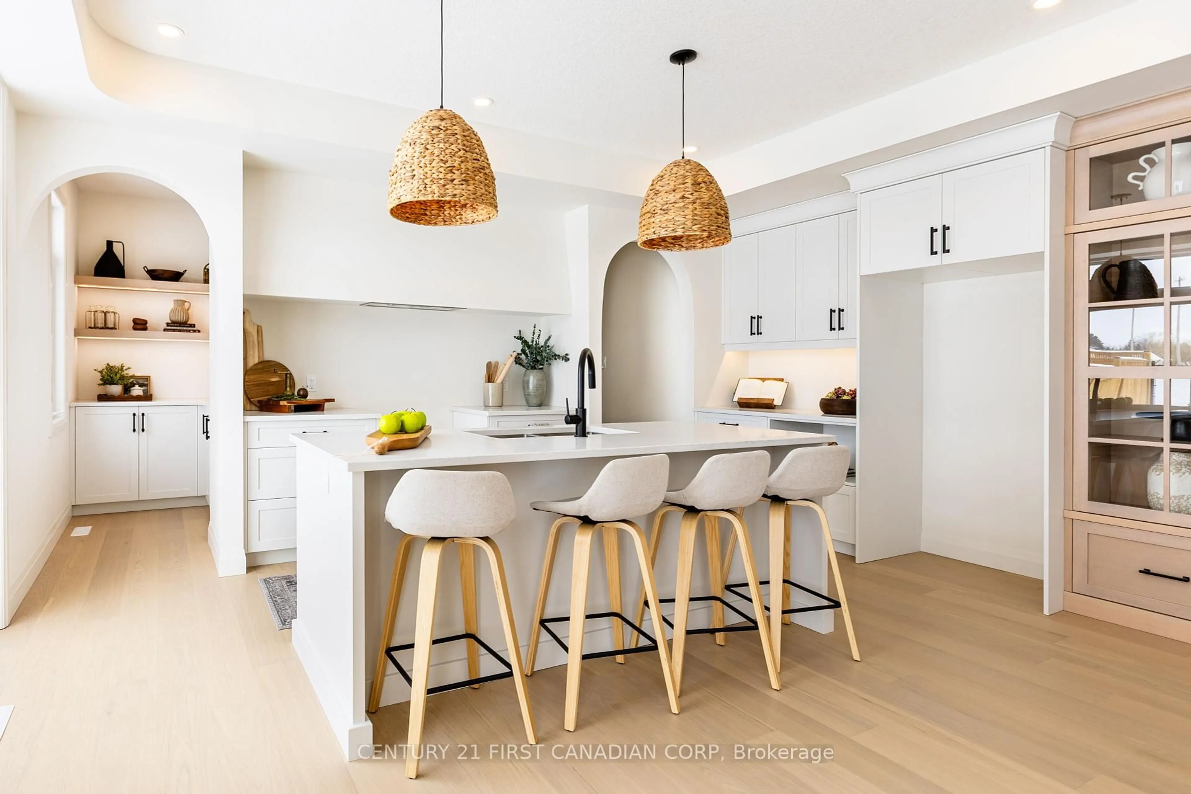 Contemporary kitchen, unknown for 235 Foxborough Pl, Thames Centre Ontario N0M 2P0