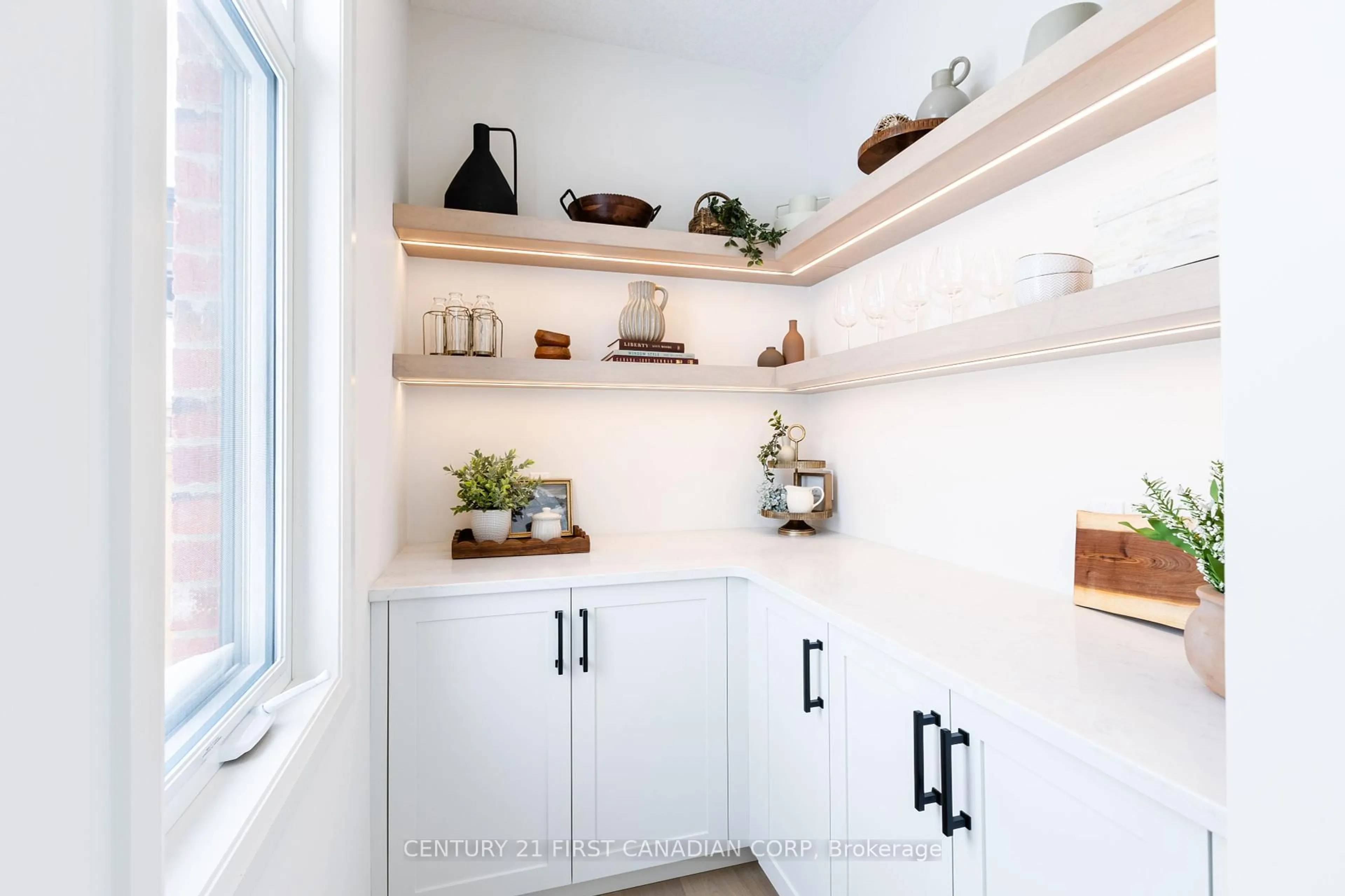 Laundry room for 235 Foxborough Pl, Thames Centre Ontario N0M 2P0