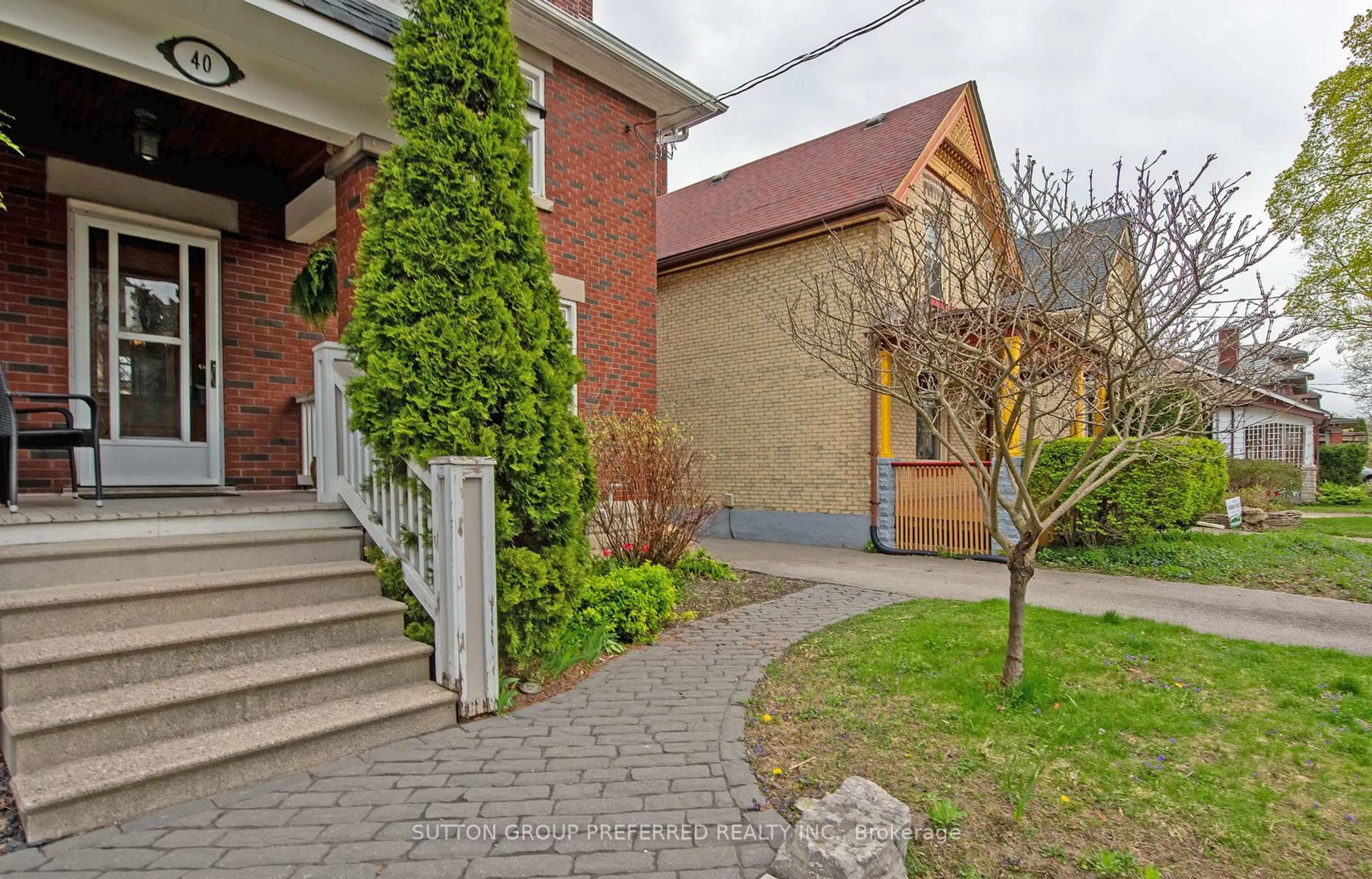 Unknown for 40 Victor St, London South Ontario N6C 1B7